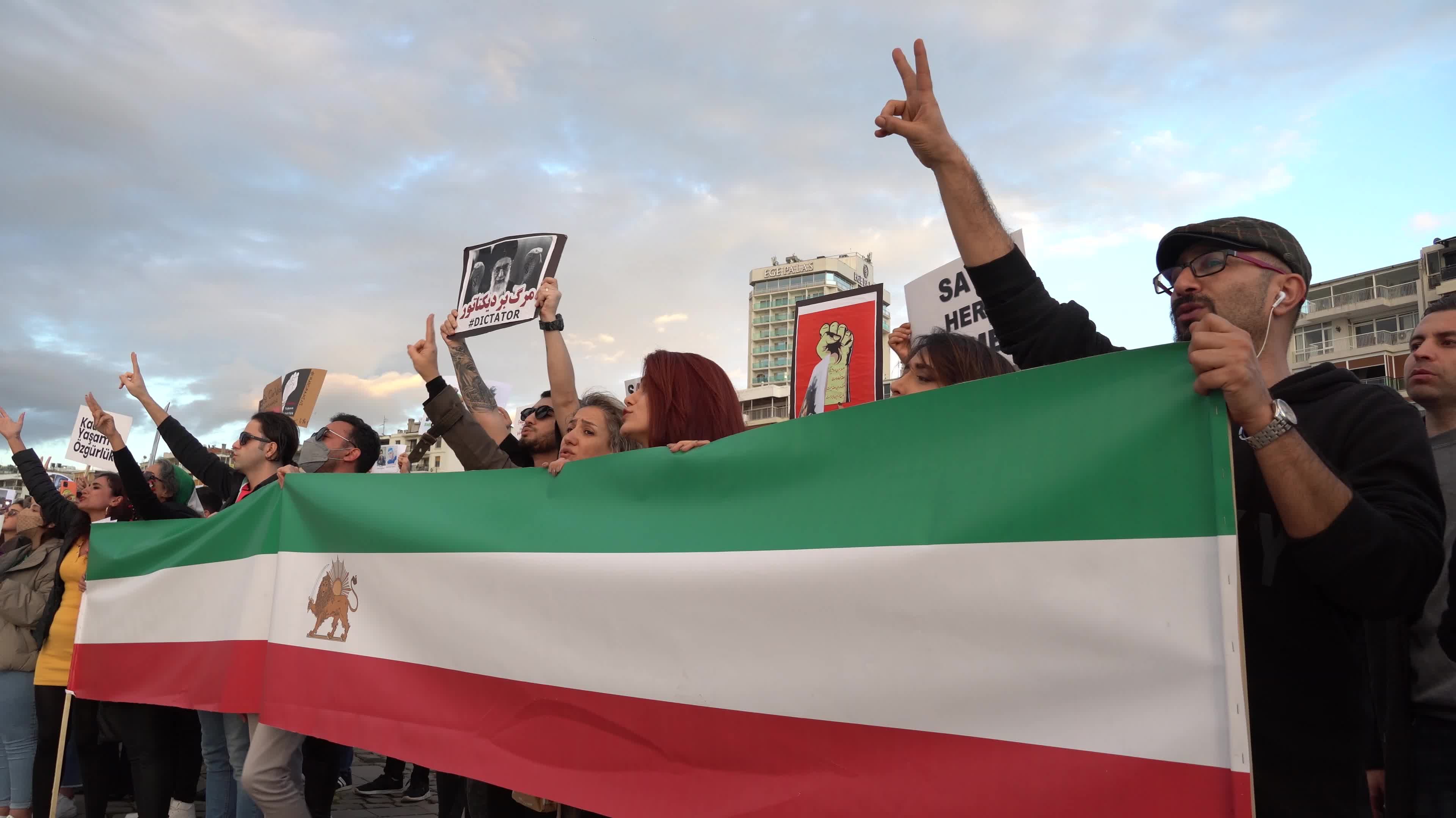 Rally for Mahsa Amini, Izmir, Turkey