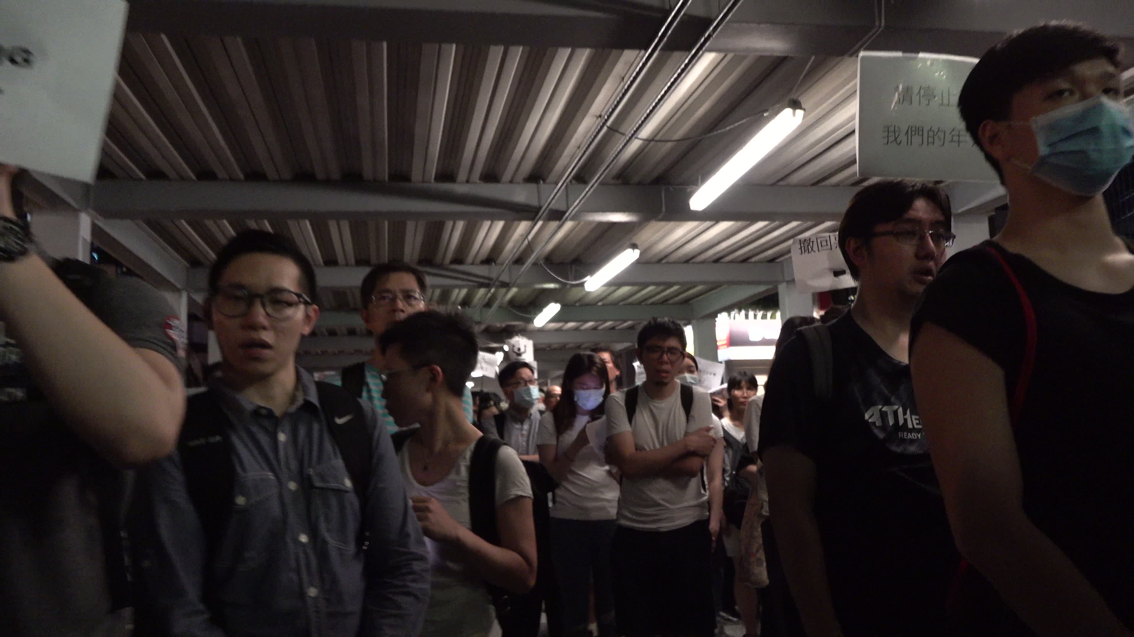 Massive Hong Kong protest over extradition law