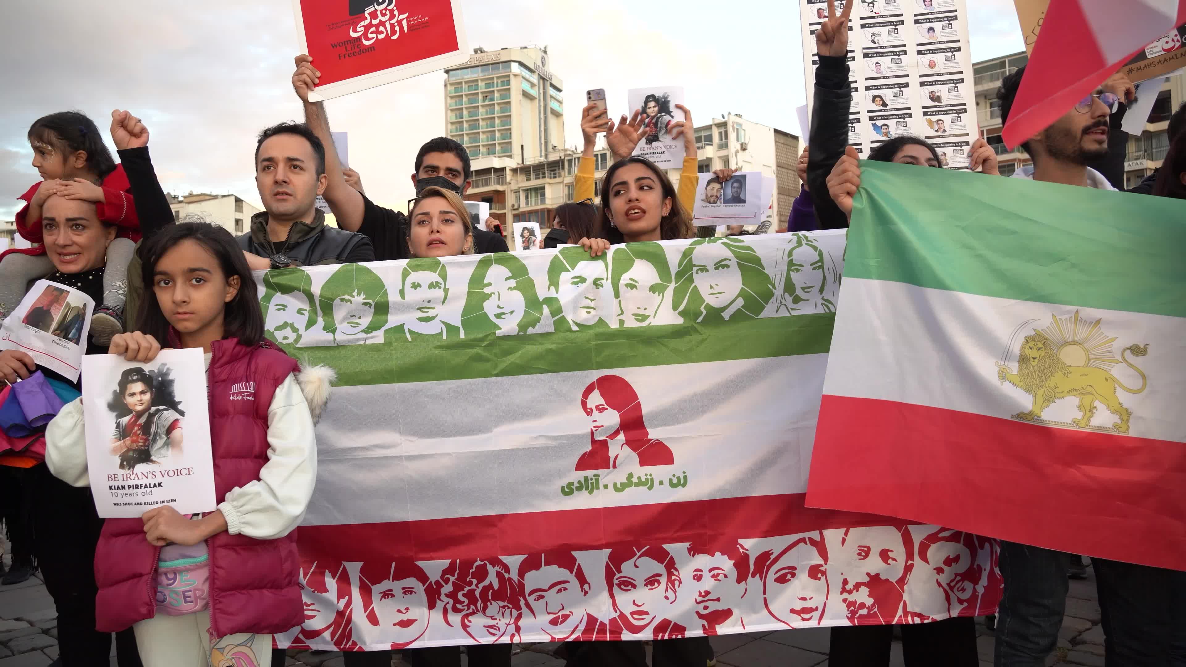 Rally for Mahsa Amini, Izmir, Turkey