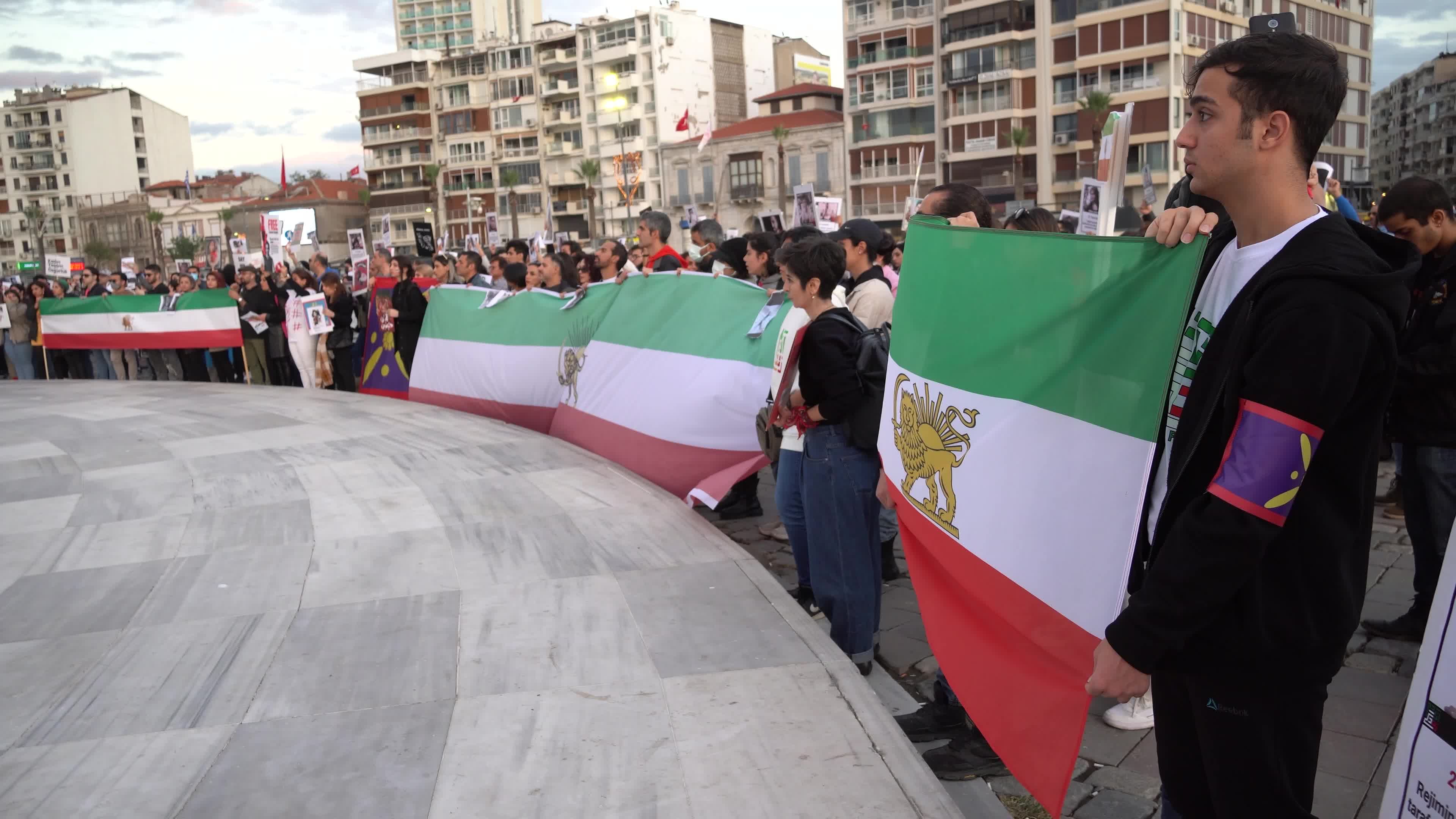 Rally for Mahsa Amini, Izmir, Turkey