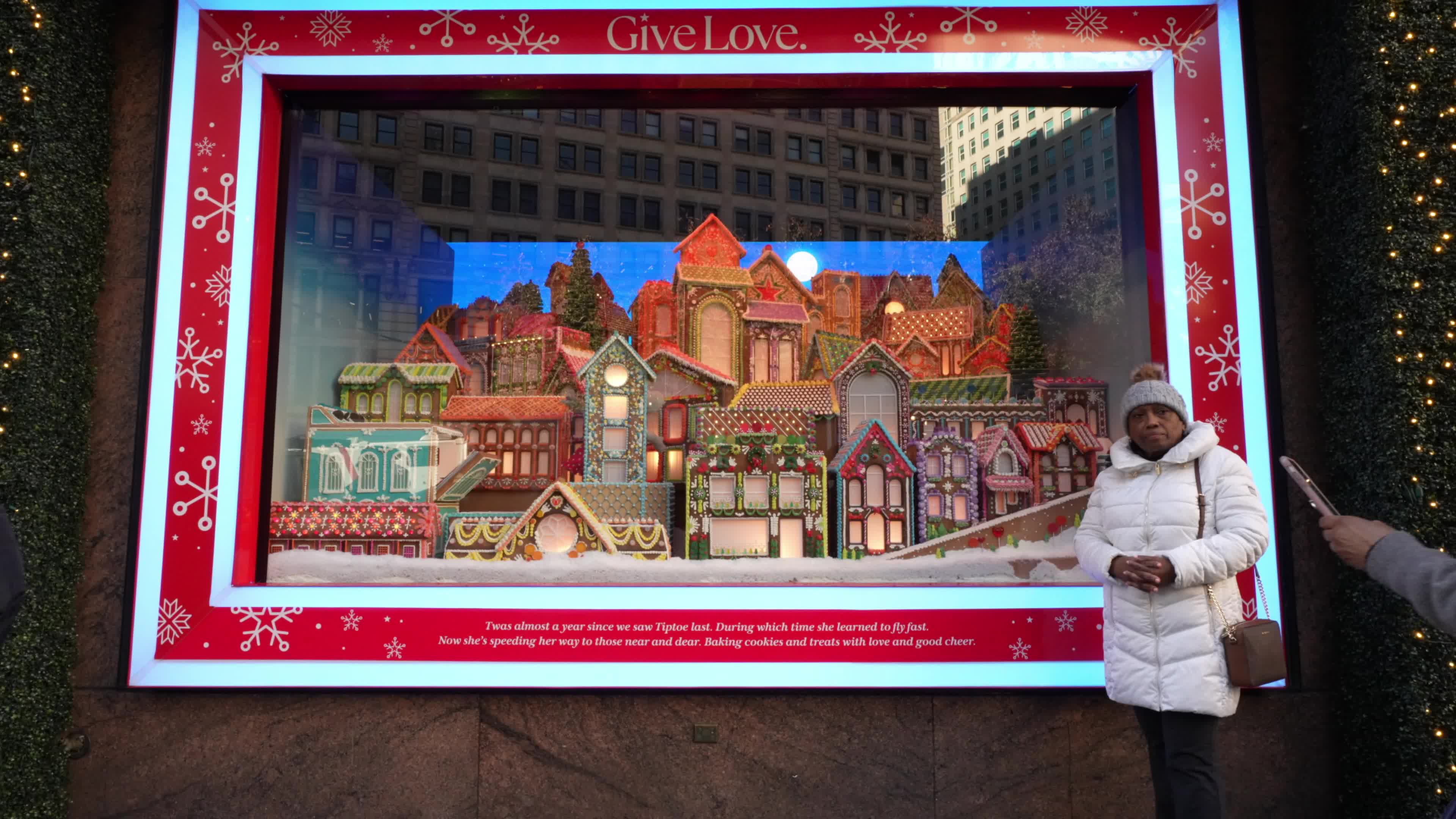 Macy’s Herald Square Holiday Window Display