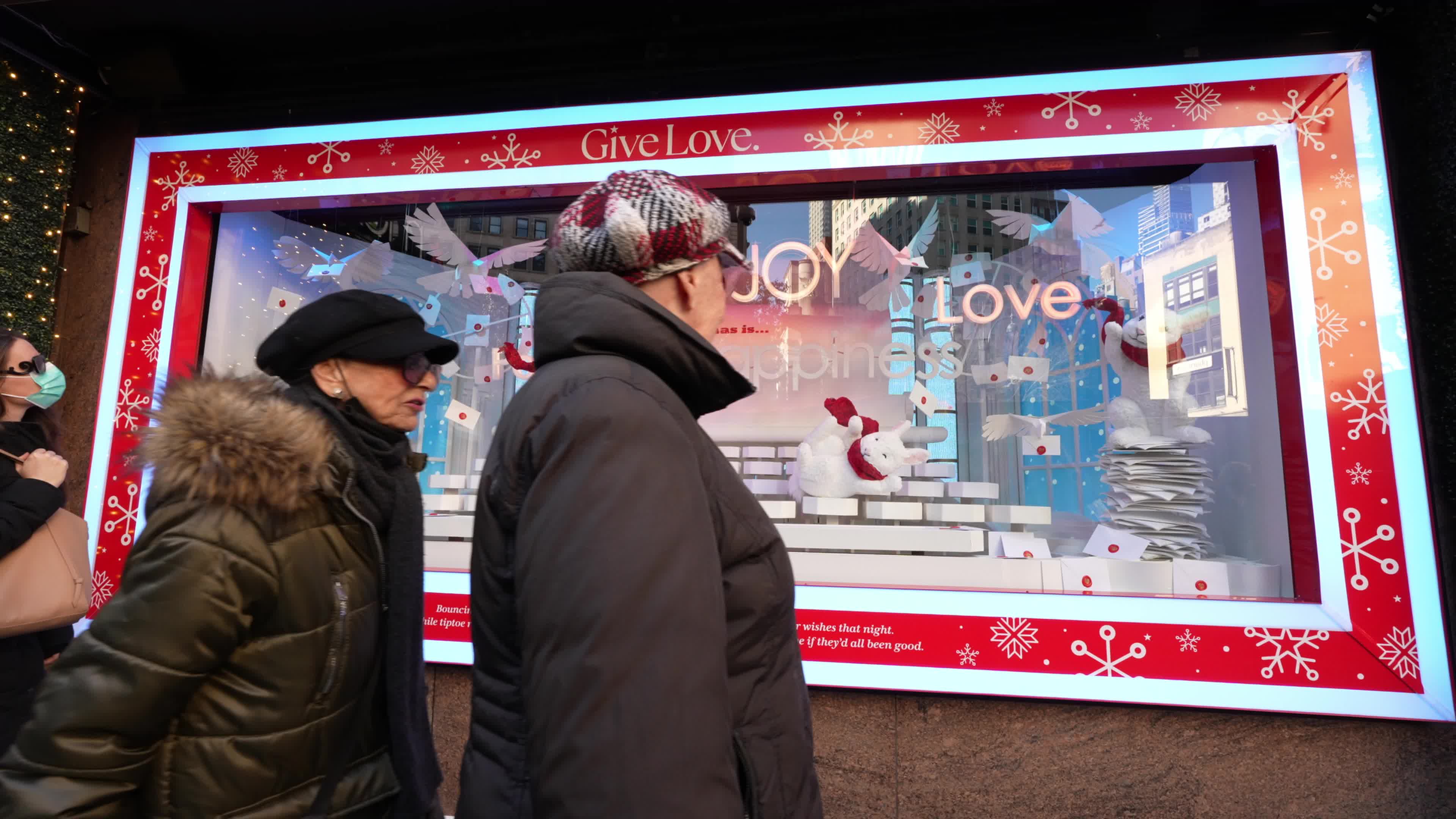 Macy’s Herald Square Holiday Window Display