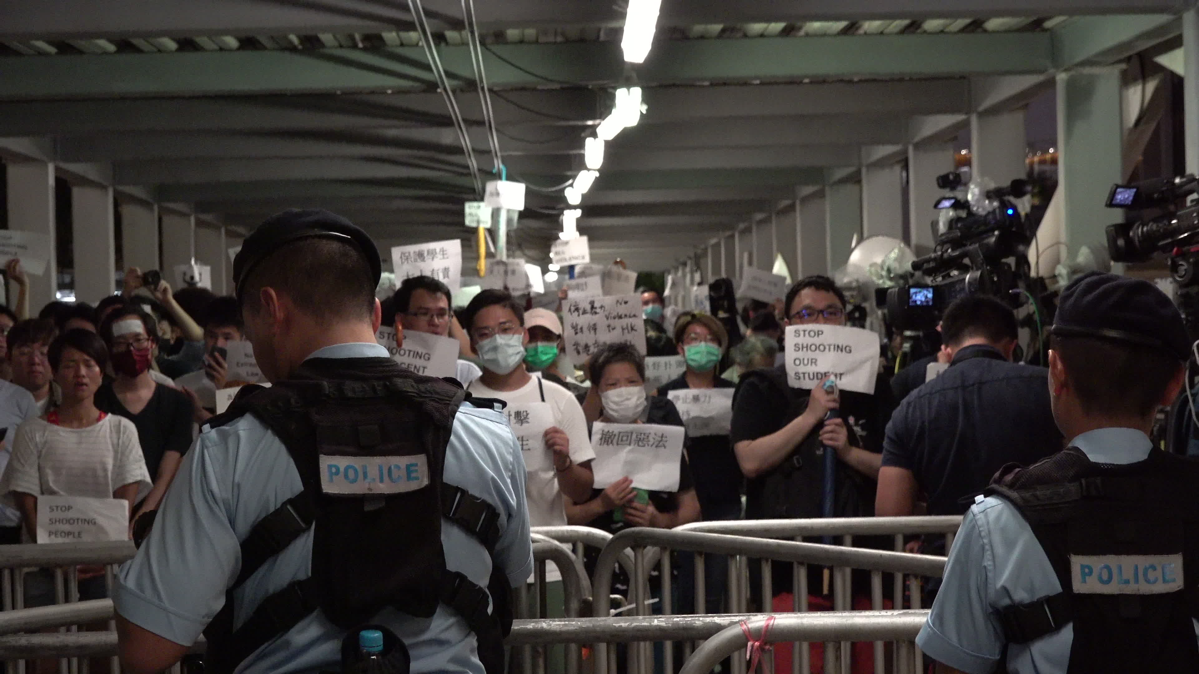 Massive Hong Kong protest over extradition law