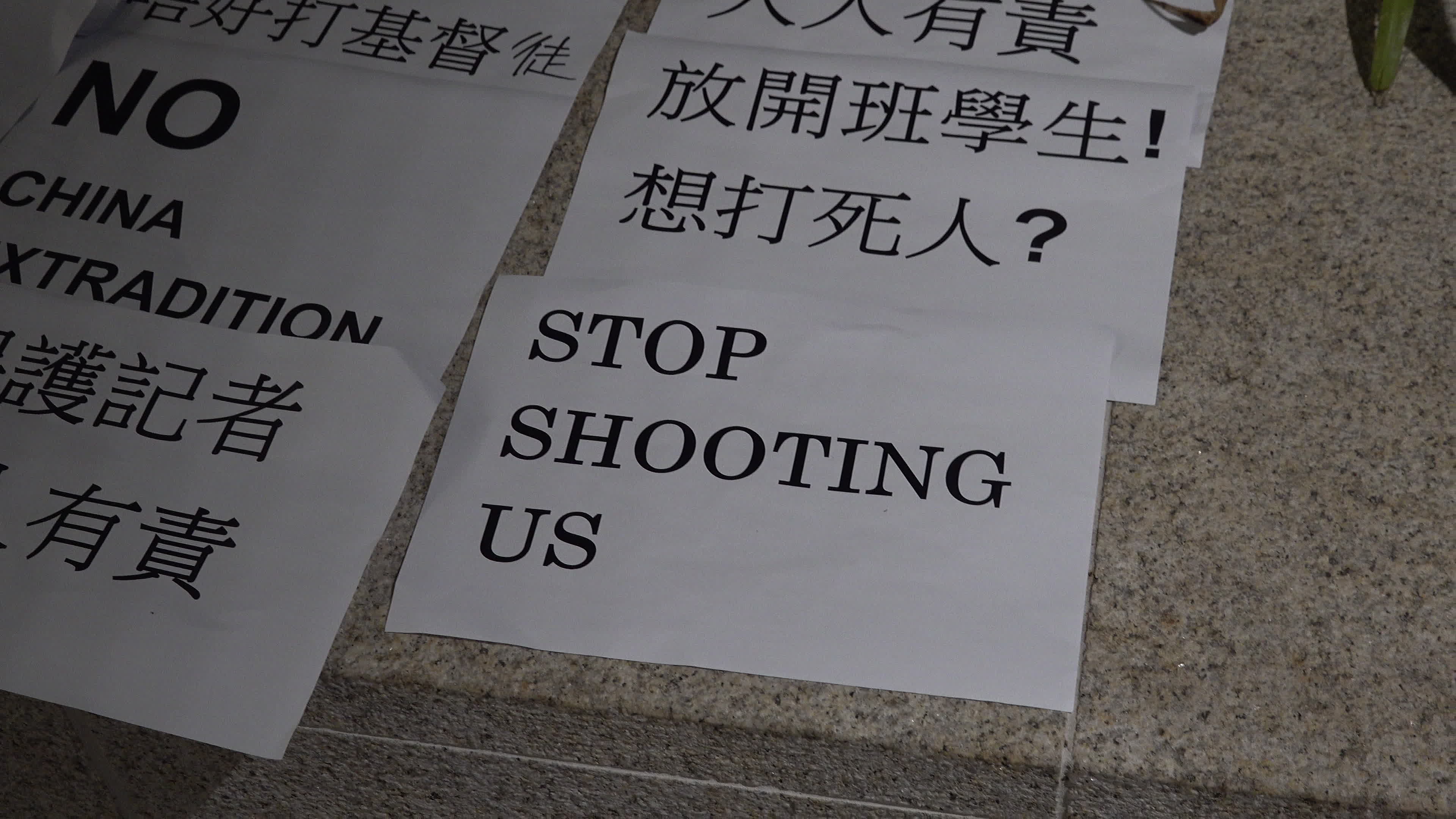 Massive Hong Kong protest over extradition law