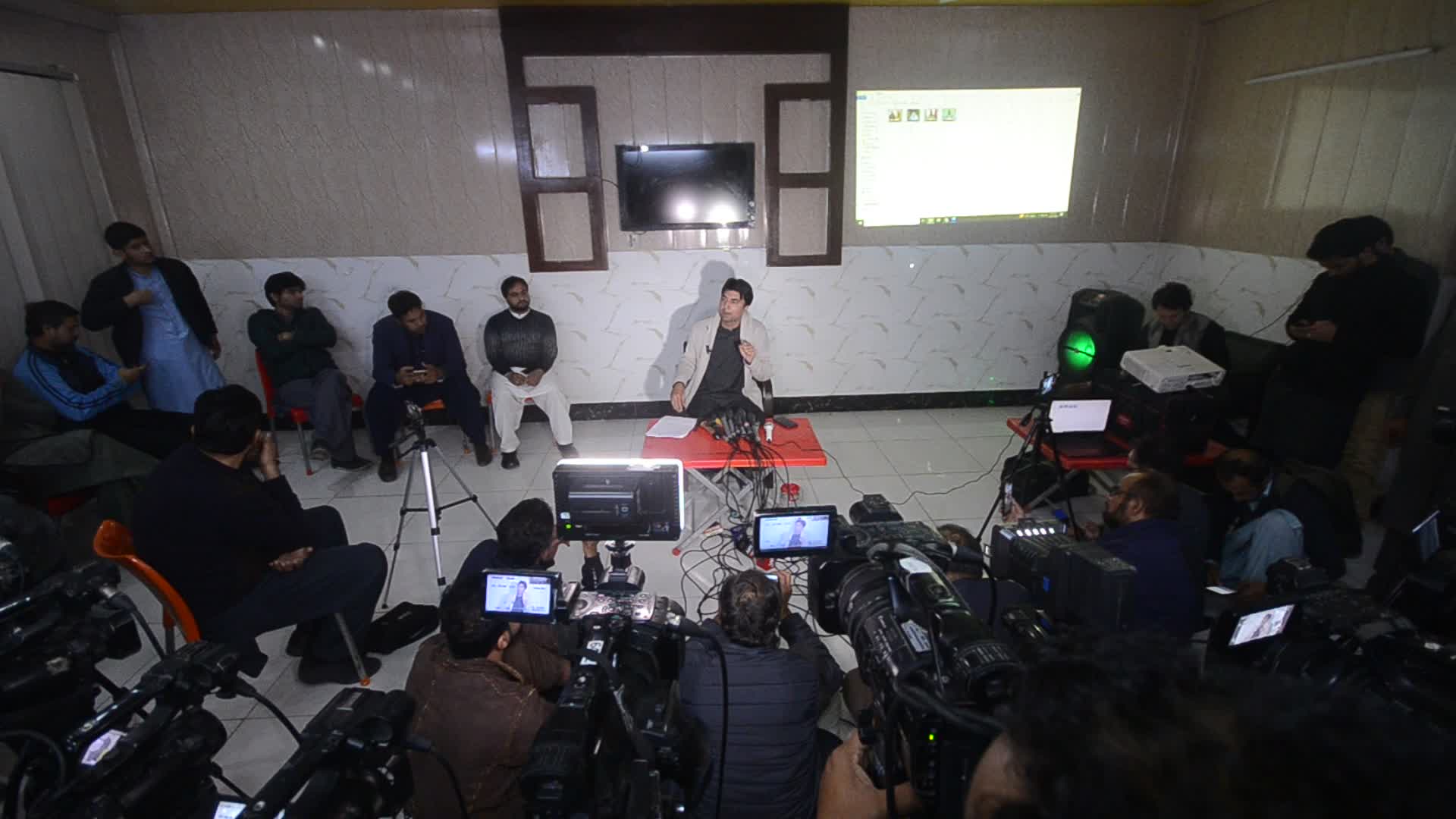 PTI ladder Murad Saeed important press conference in Peshawar