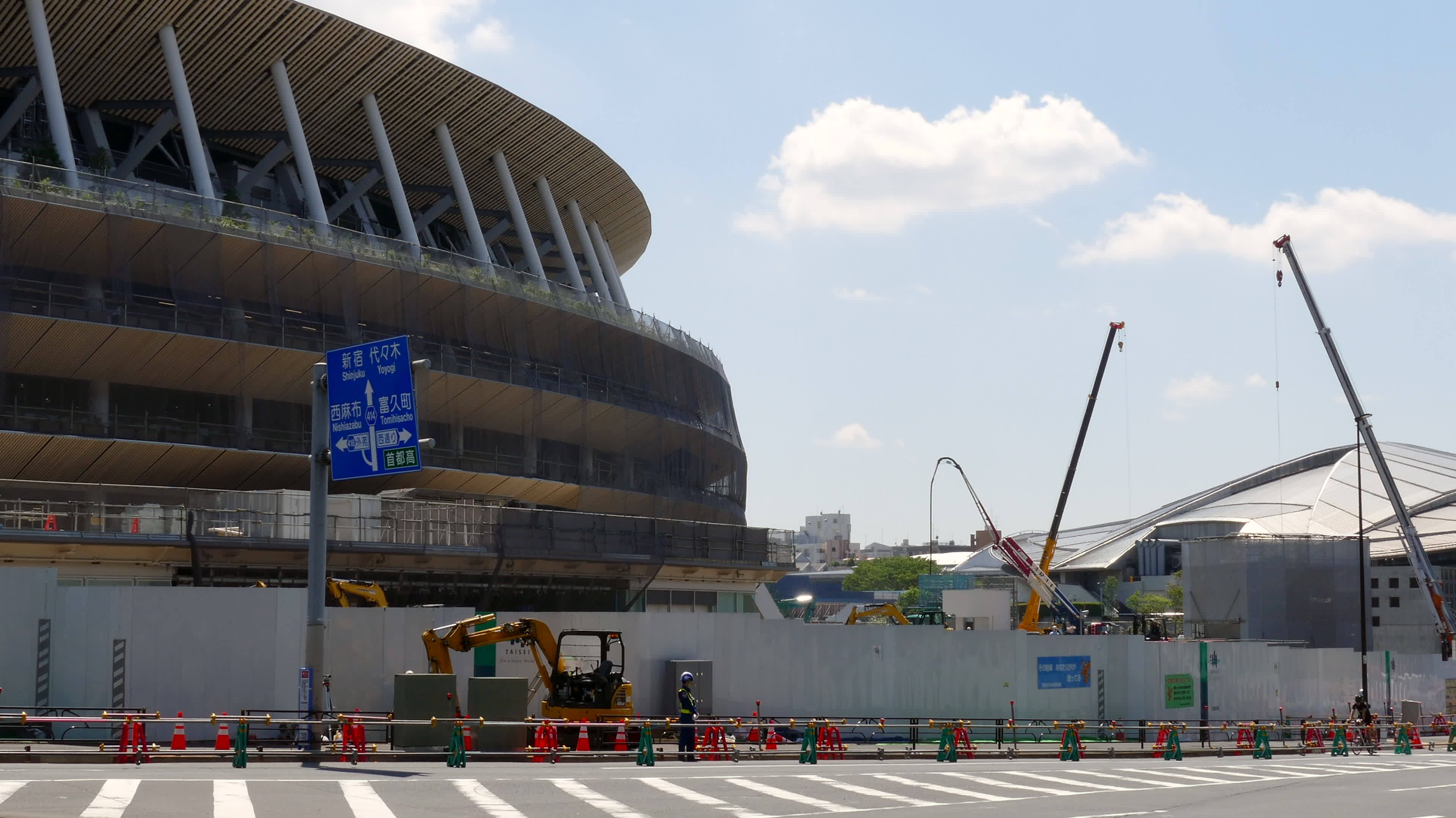 Construction continues for the New National Stadium