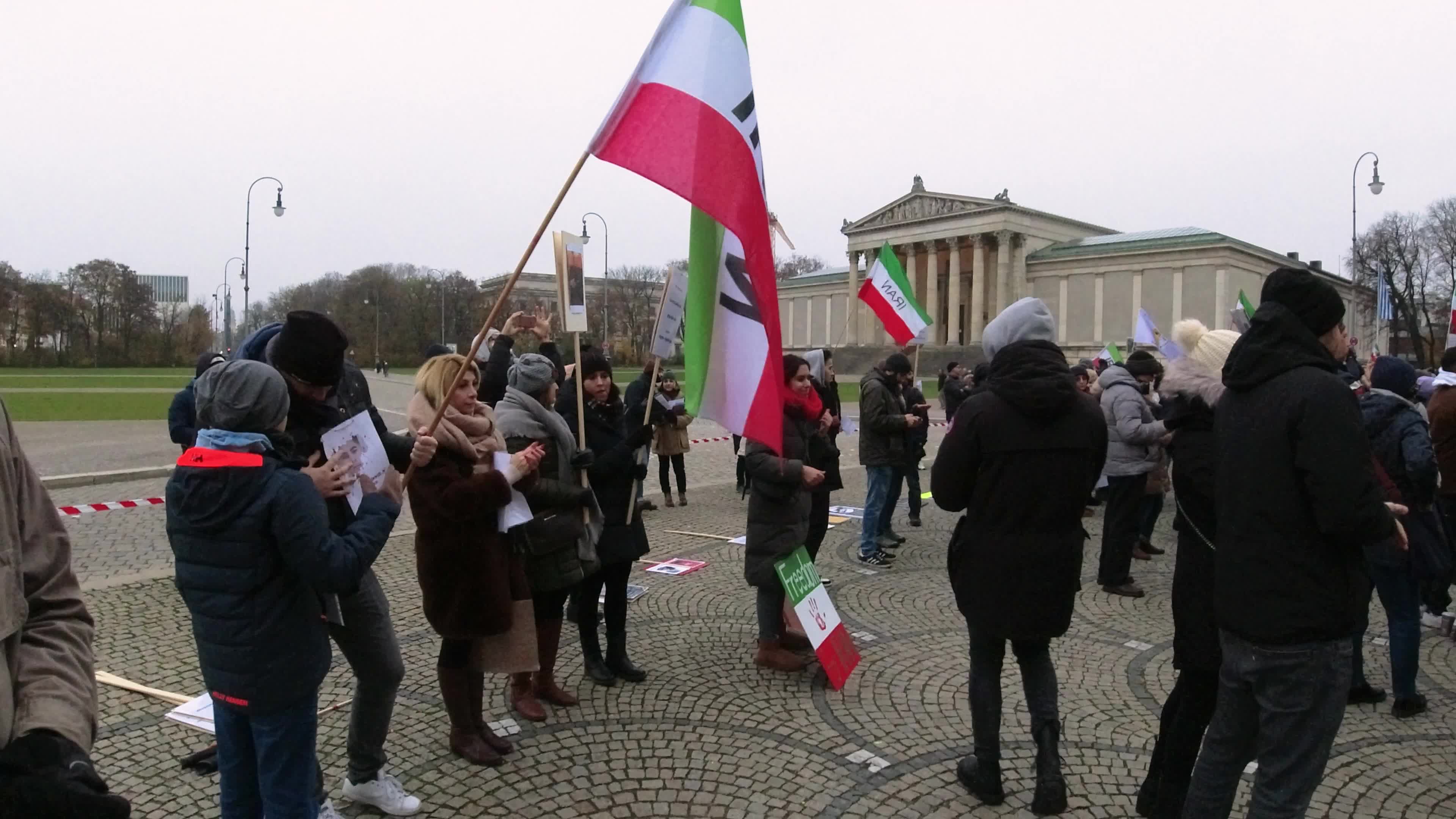 Munich: Rally against the Iranian Mullah-Regime