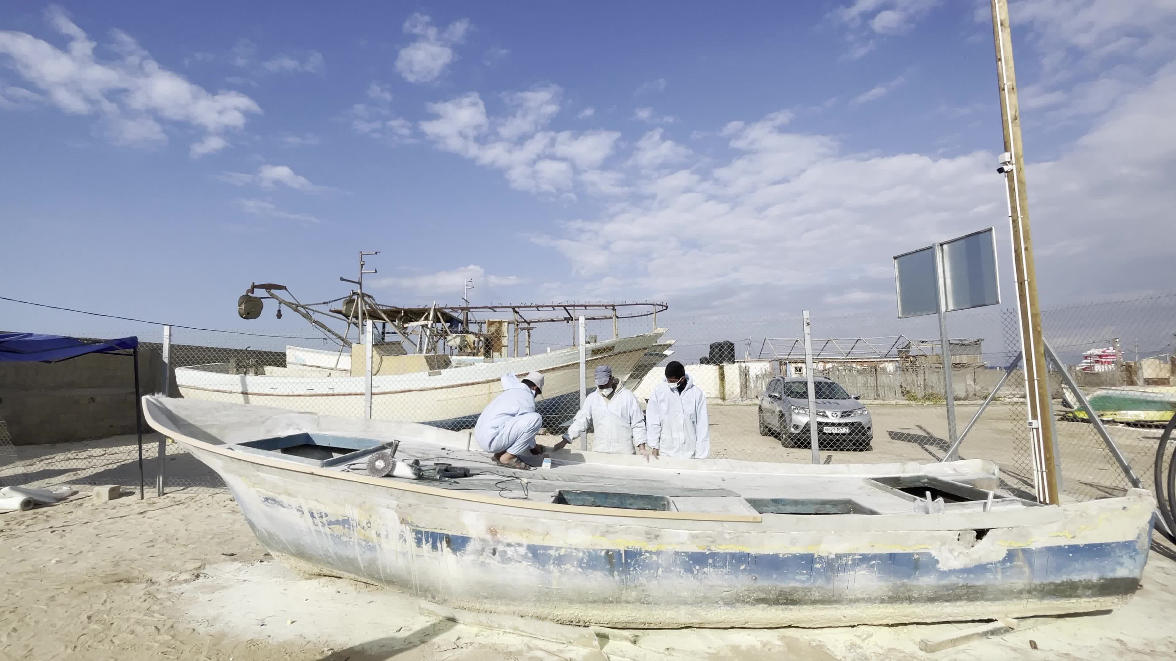 Fiberglass For Repairs Fishing Boat In Gaza
