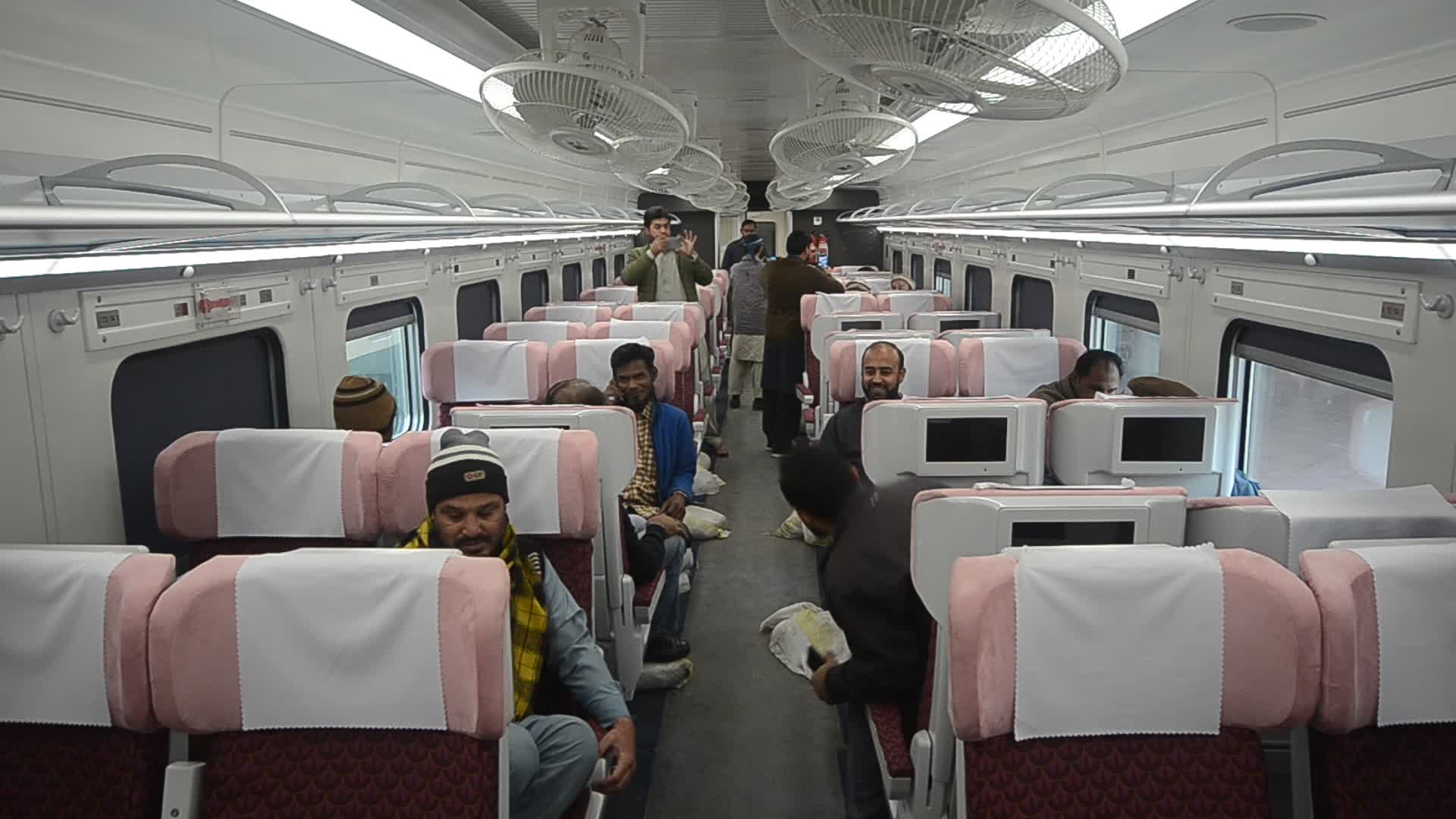 Pakistan Railways will receive 46 of 230 new passenger coaches from China in December.
