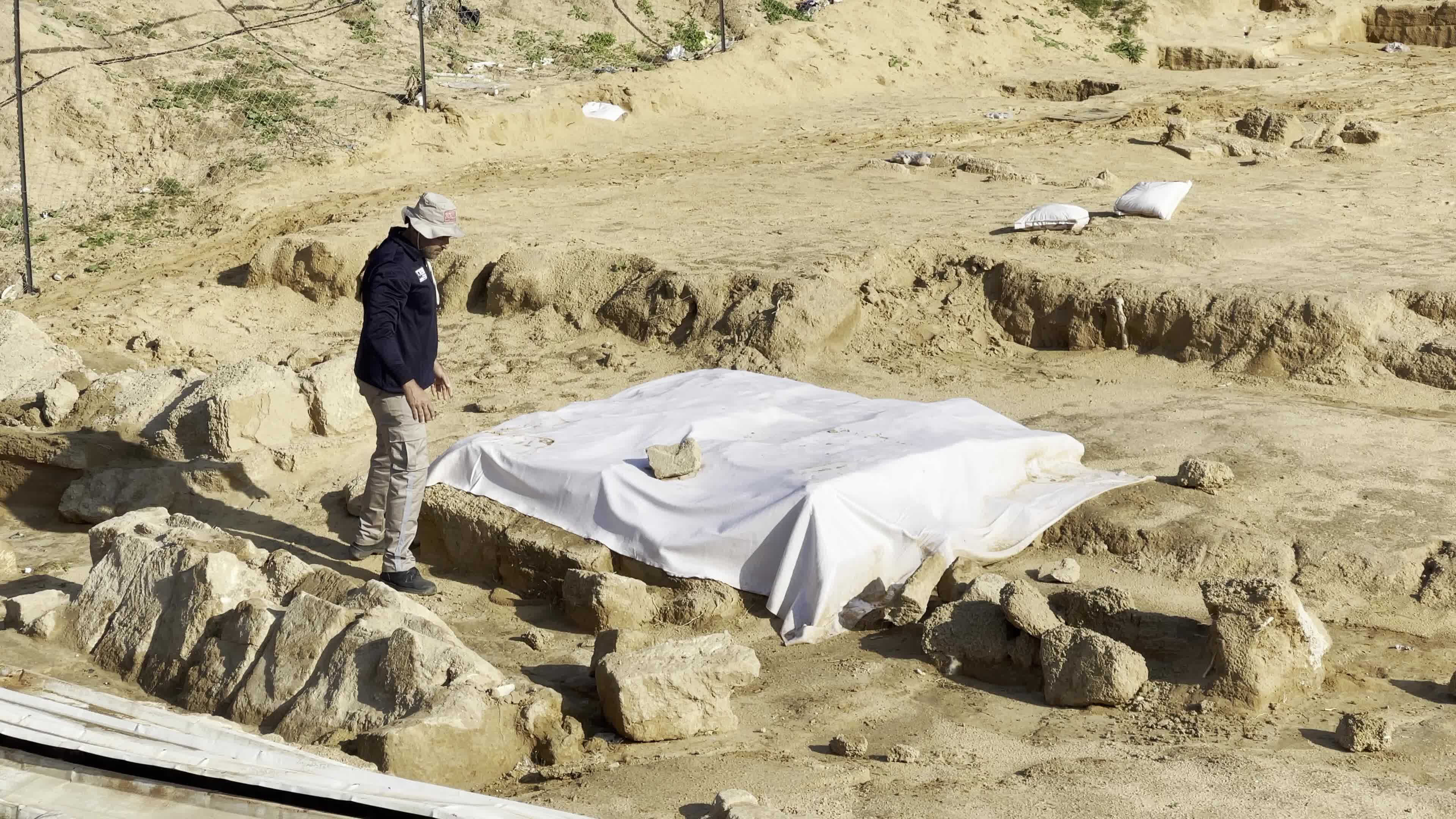 Gaza: Excavations Begin At Roman Cemetery
