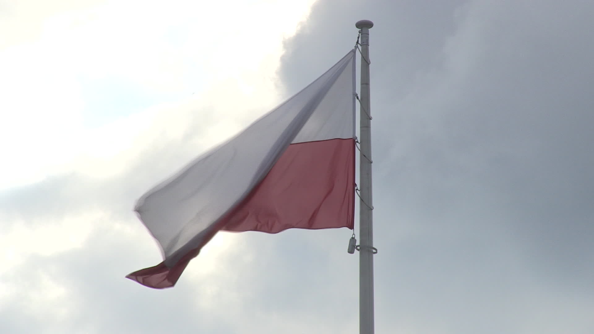 Tusk questioned in Polish parliament over misuse of state funds