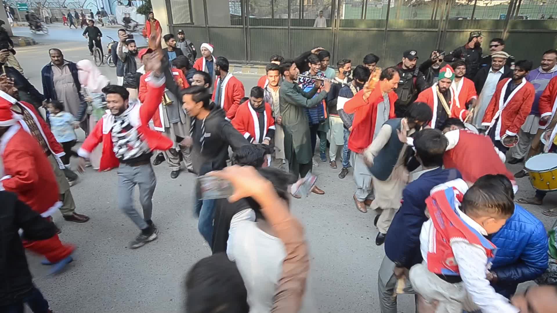 Christians in Pakistan celebrate Christmas