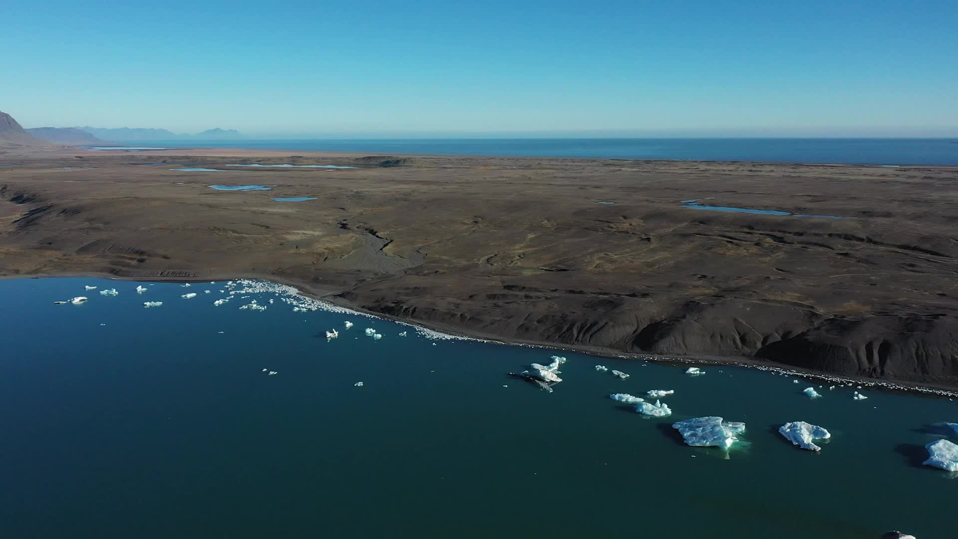Travel through the volcanic valleys of Iceland
