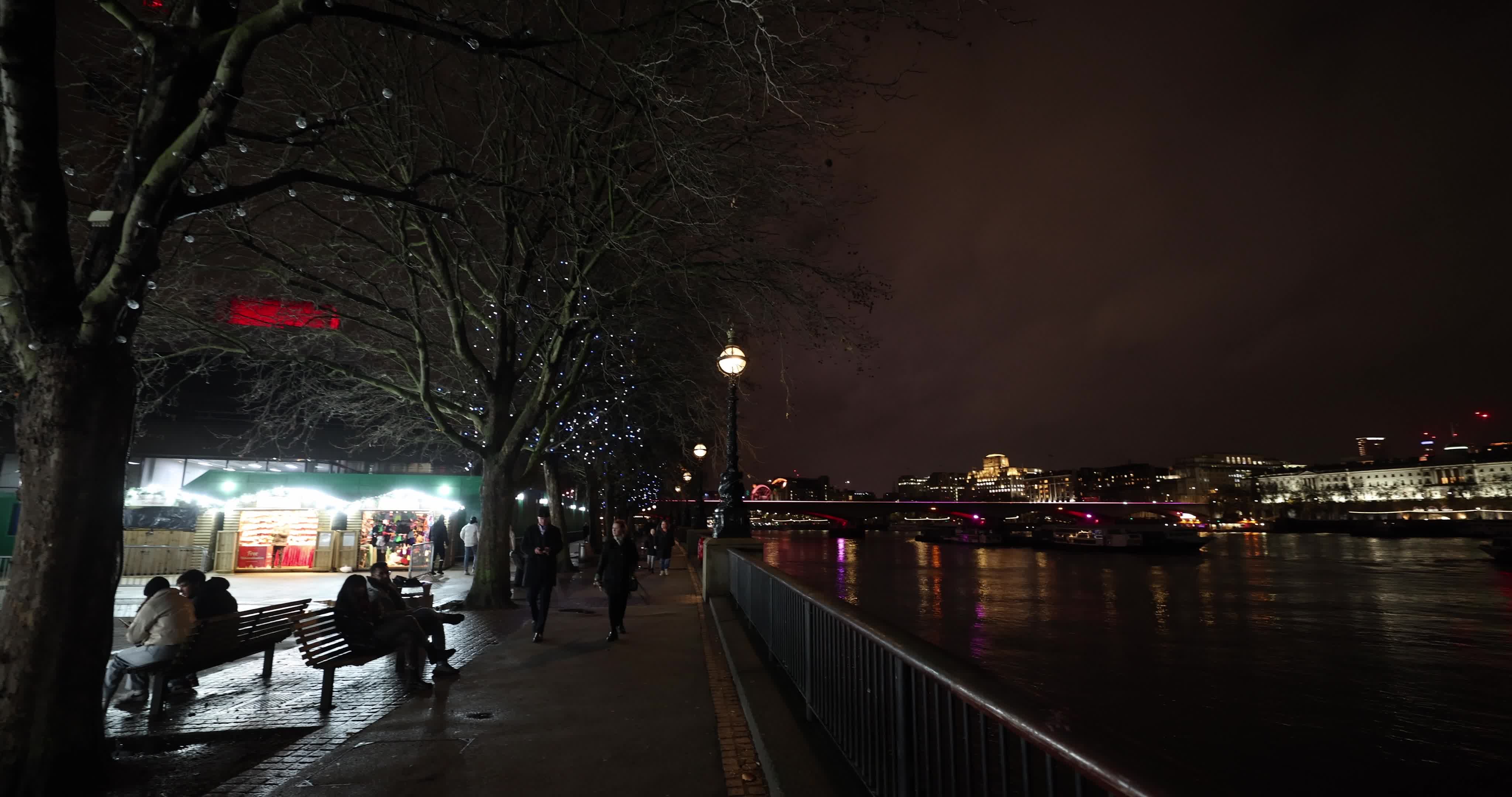 London Prepares for New Year's Eve Celebrations
