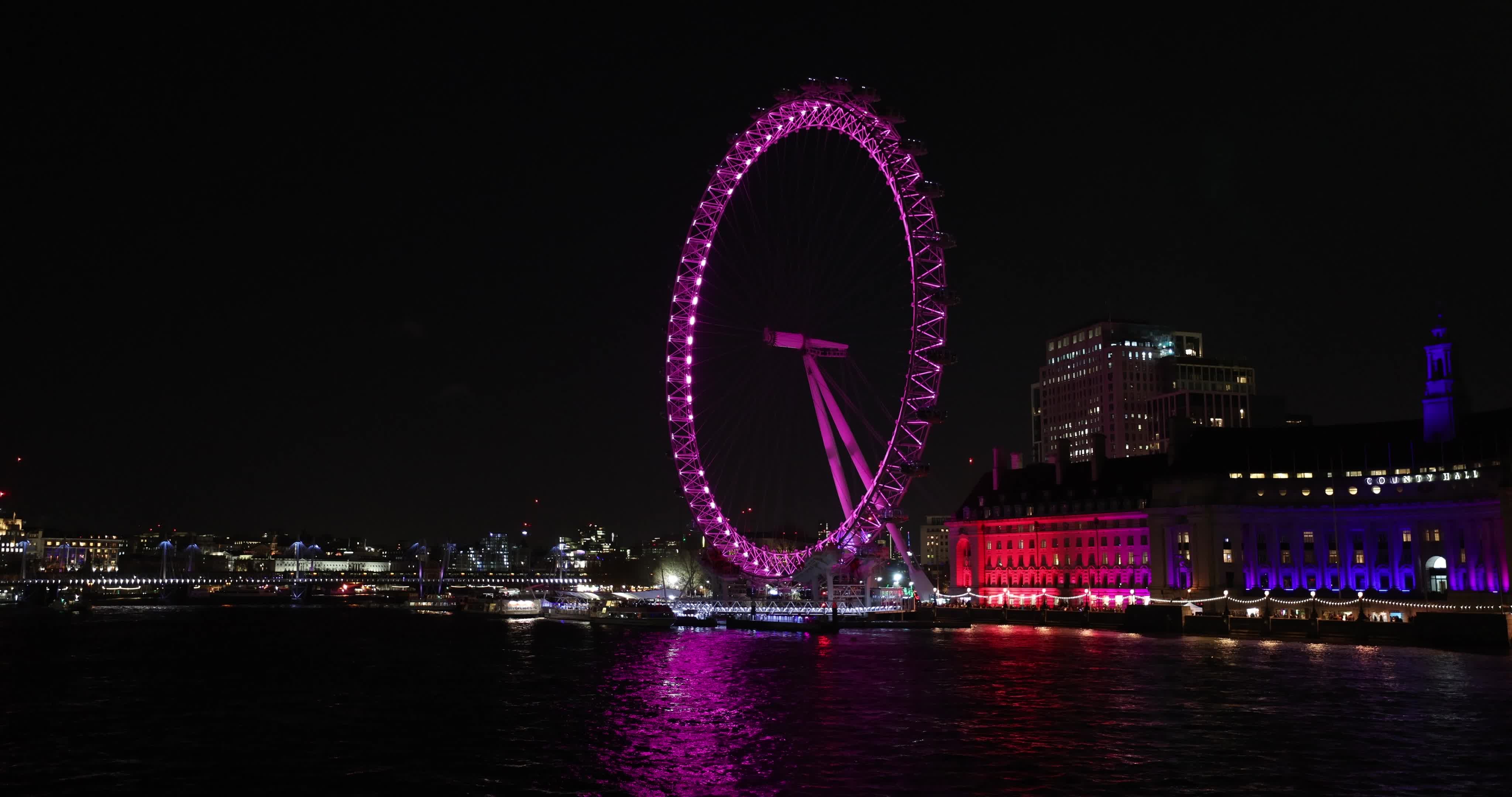 UK To Consider Covid Restrictions On Arrivals From China