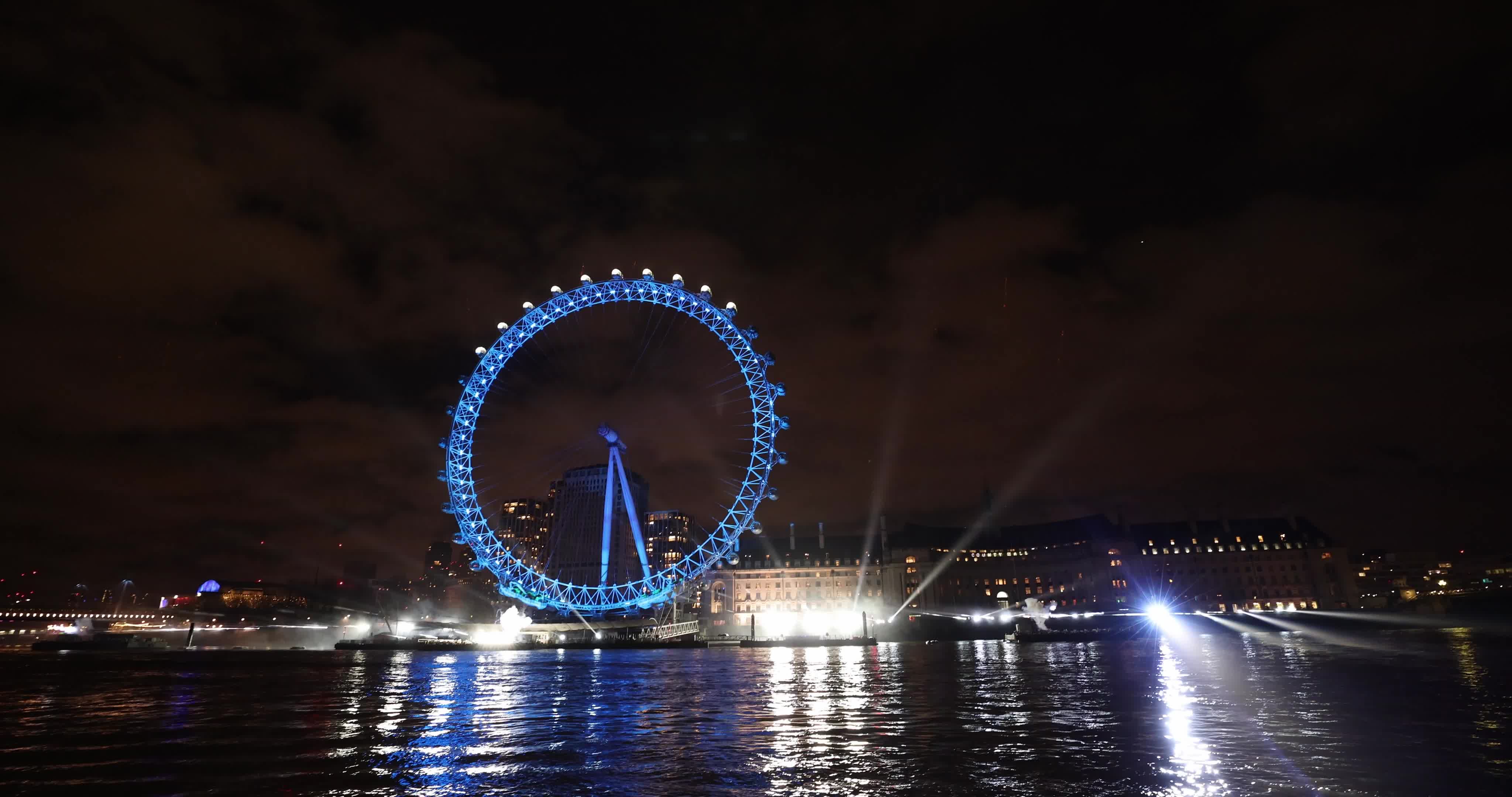 London Celebrates The New Year With Fireworks Show