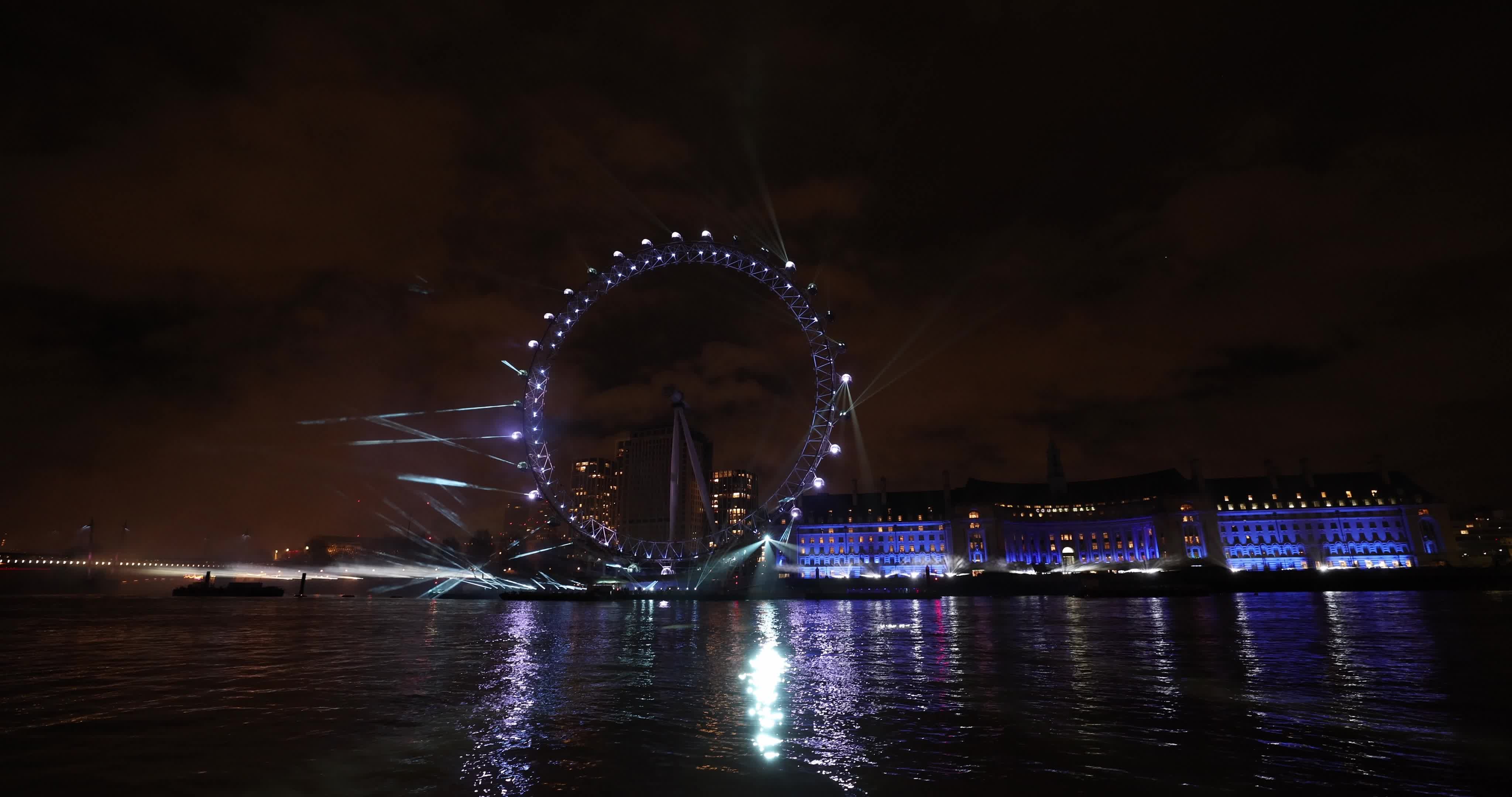 London Celebrates The New Year With Fireworks Show