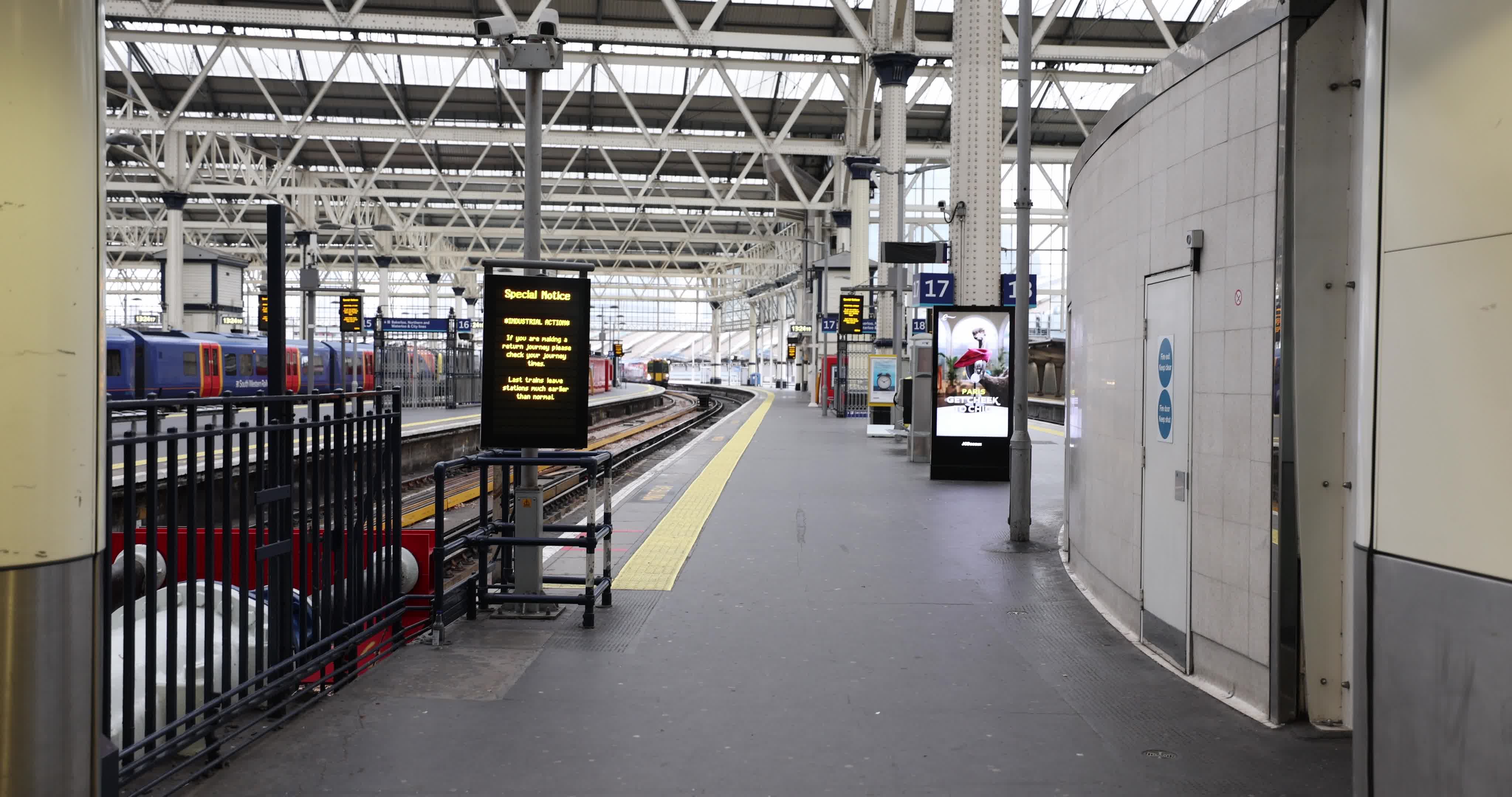 UK Transport Network Set to be Paralyzed by Five-Day Strike of British Rail Workers