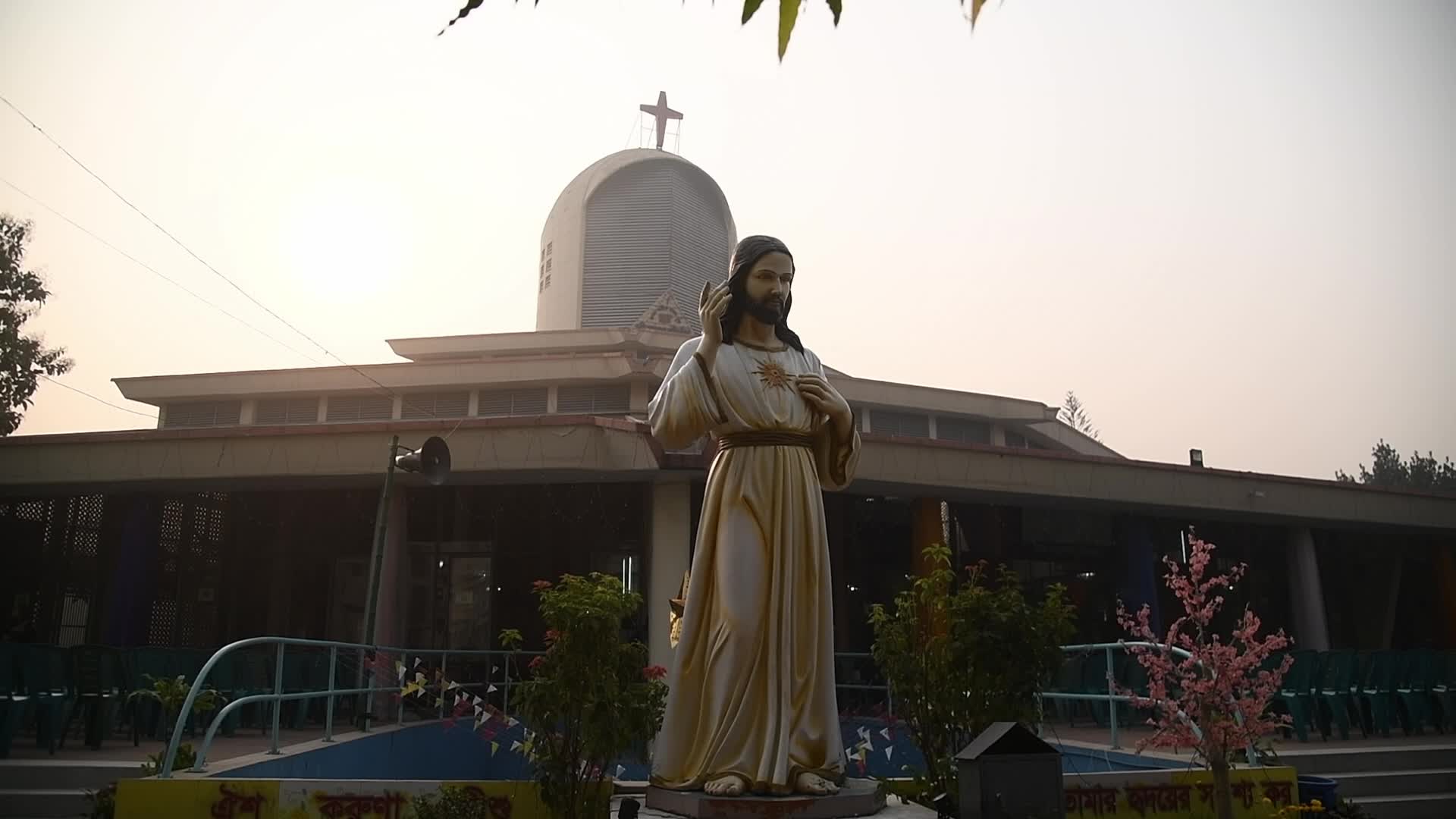 Christmas Day In Dhaka