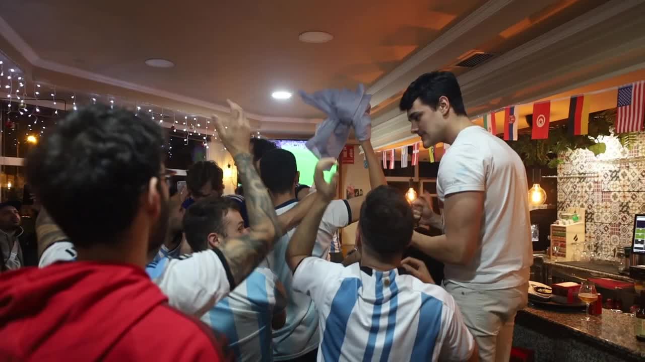 Argentines celebrate in Galicia the pass to the final of the soccer World Cup
