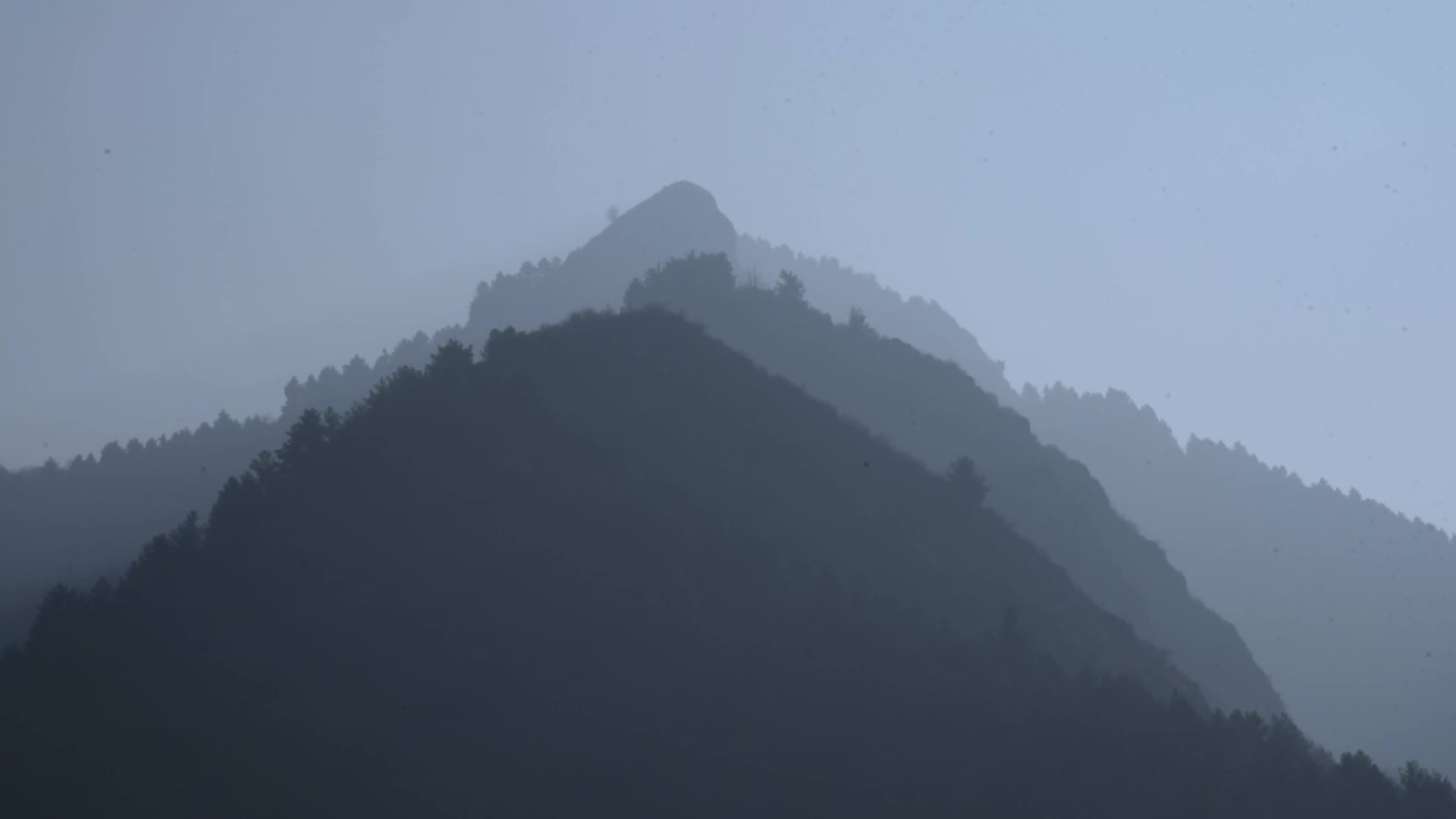 Cold winter day in Srinagar, Kashmir, India