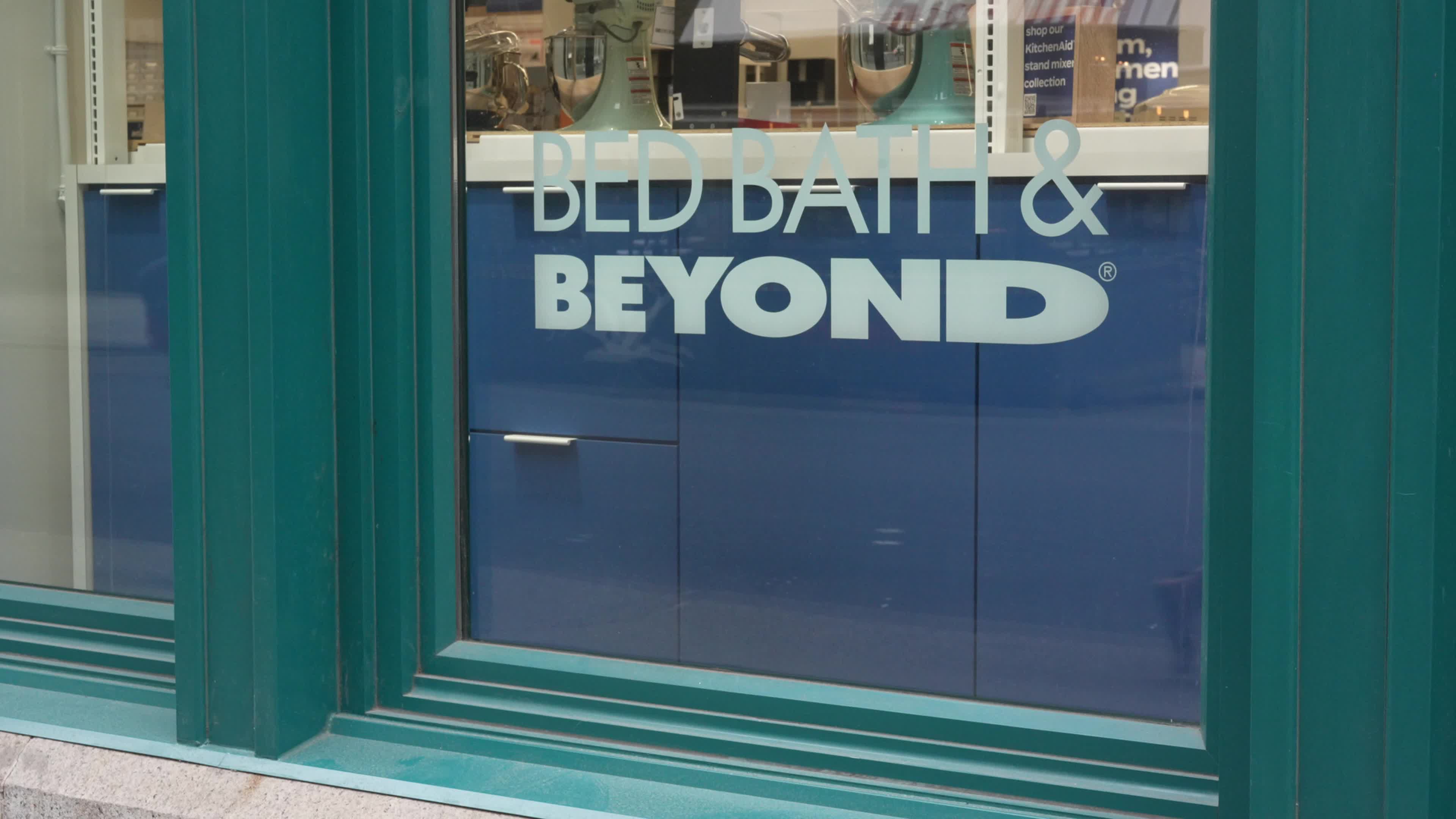 Bed Bath & Beyond Store