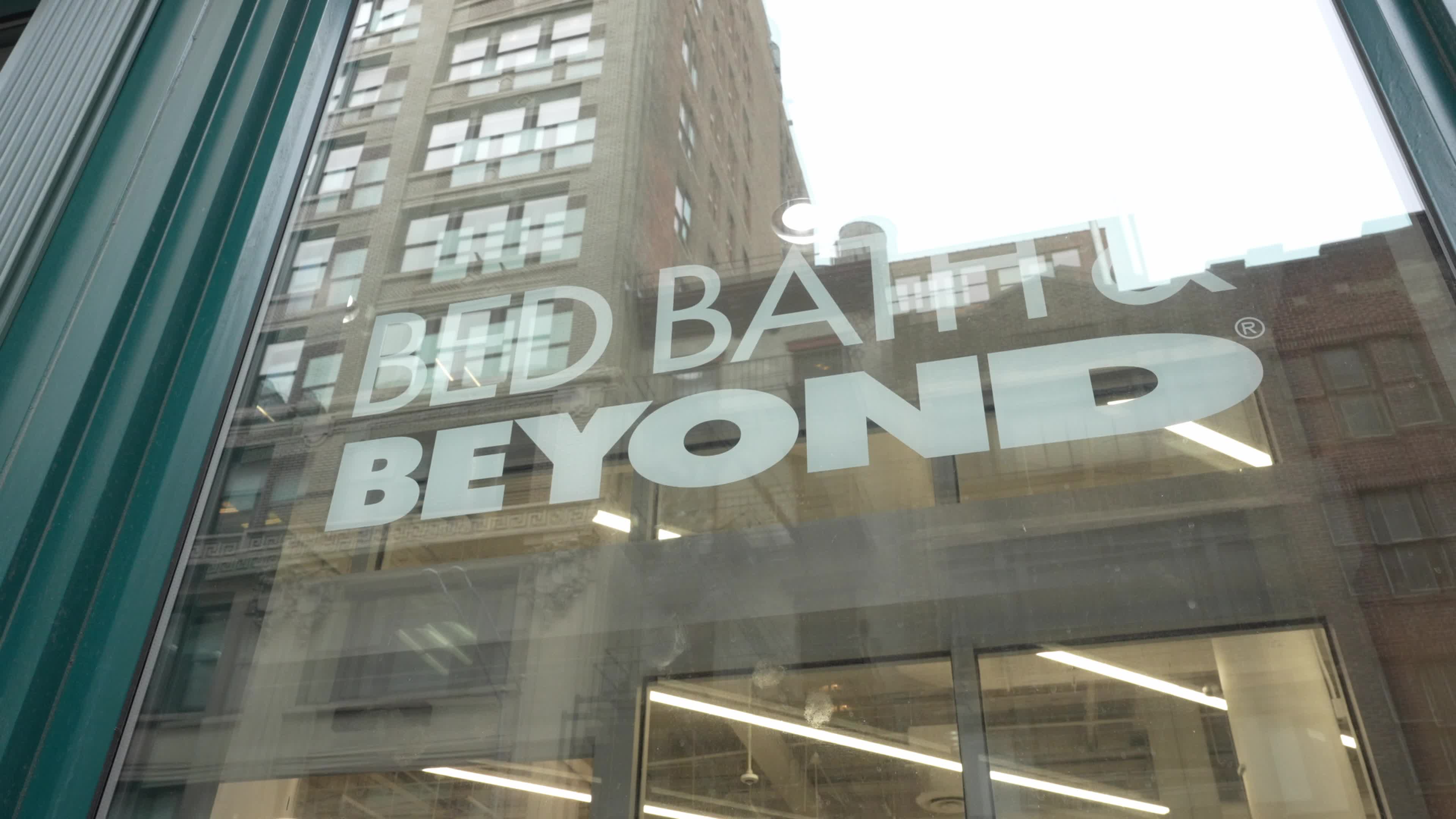 Bed Bath & Beyond Store