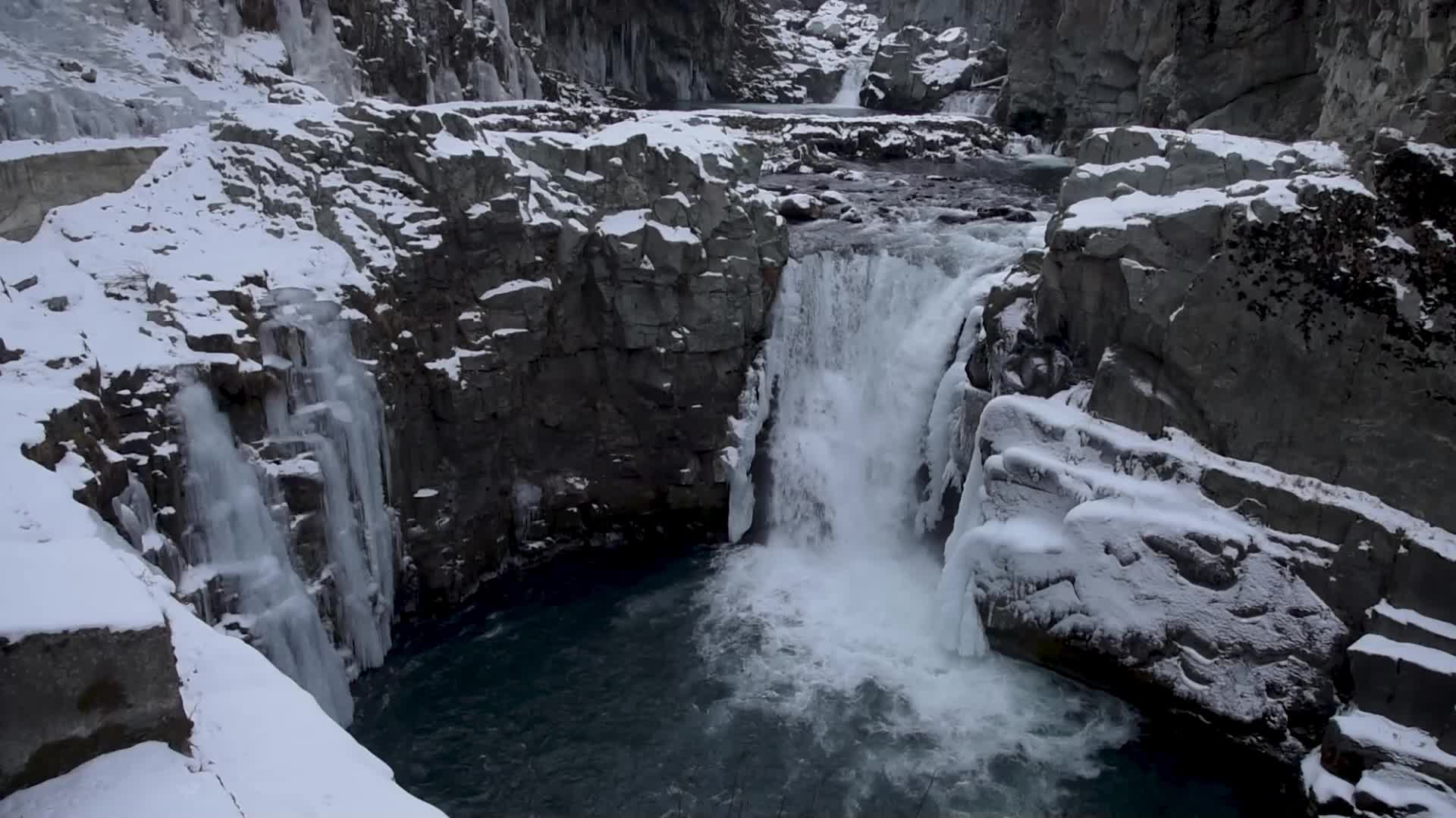 Aharbal waterfall in Kashmir, India