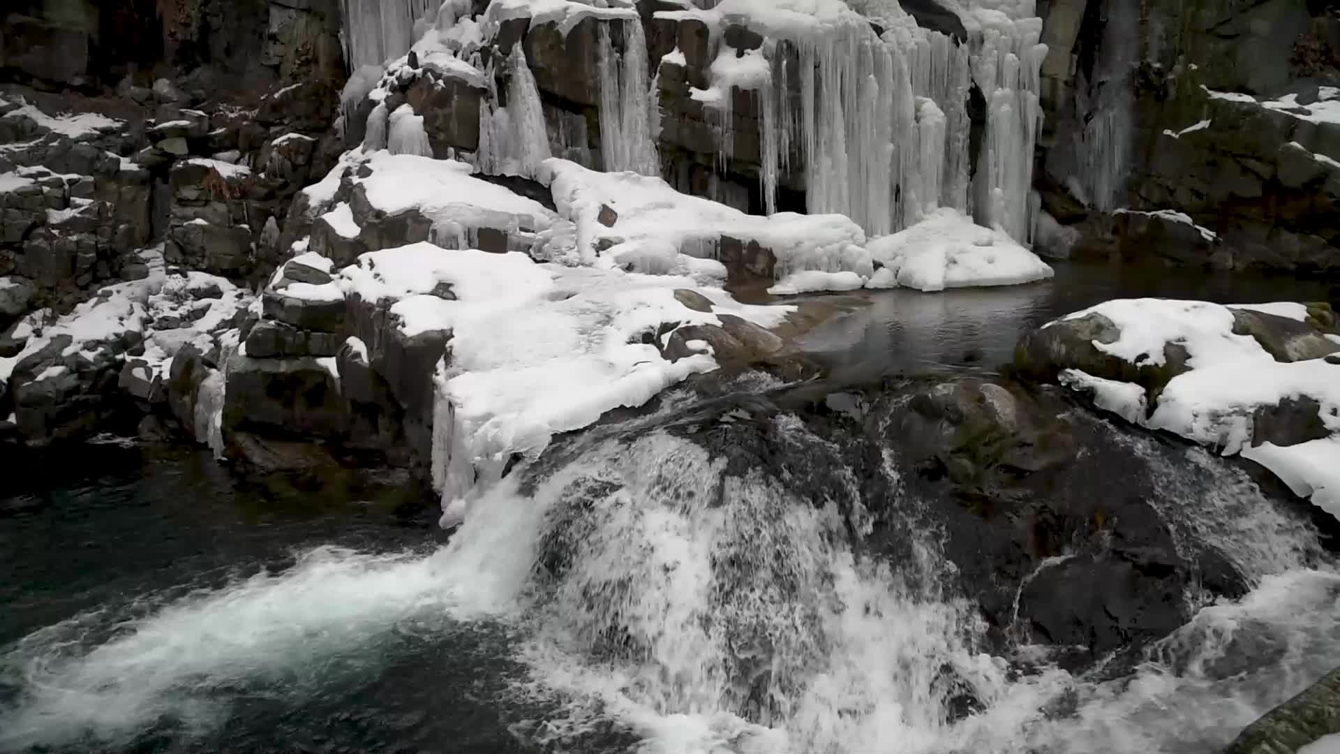 Aharbal waterfall in Kashmir, India