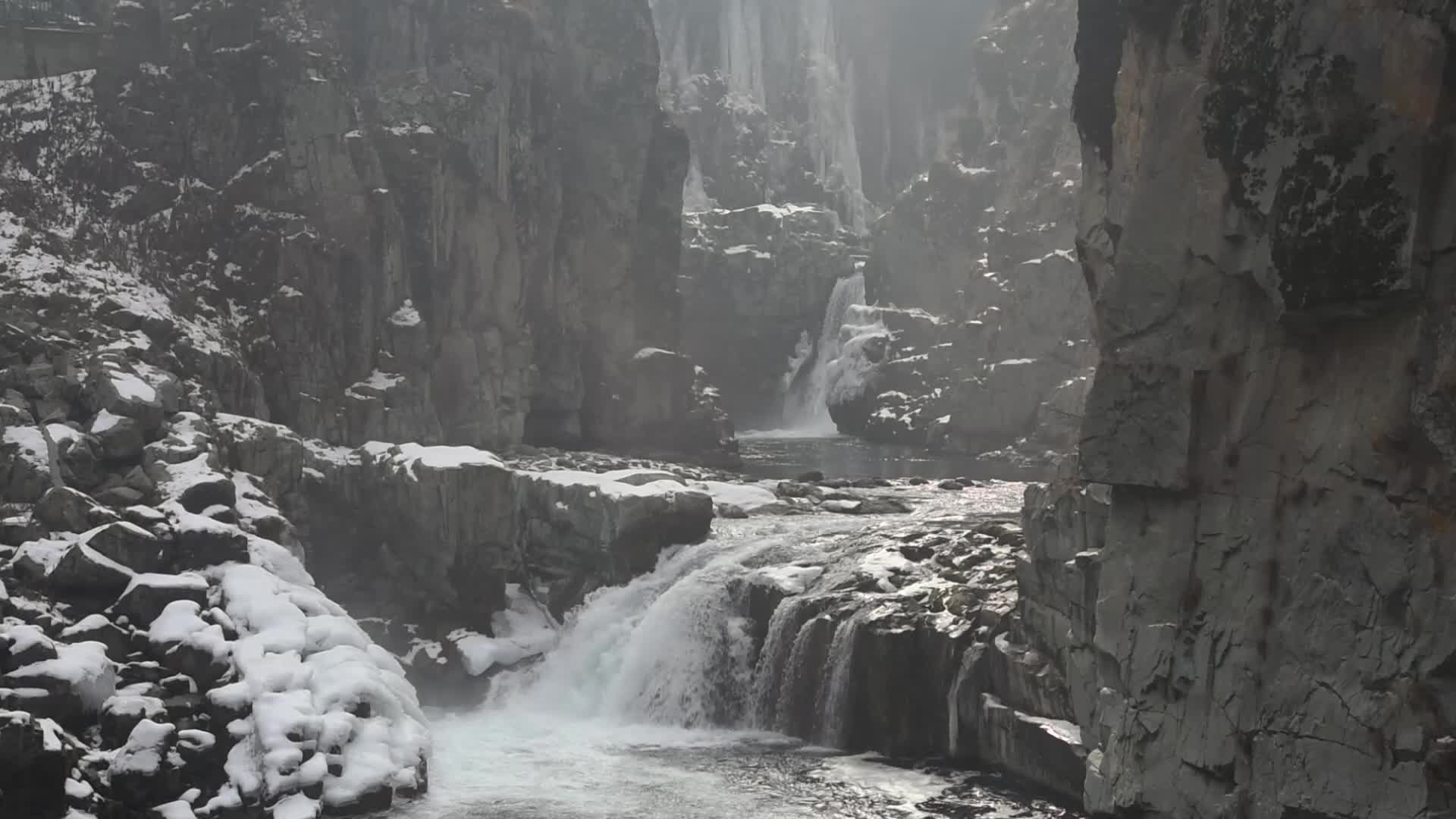 Aharbal waterfall in Kashmir, India