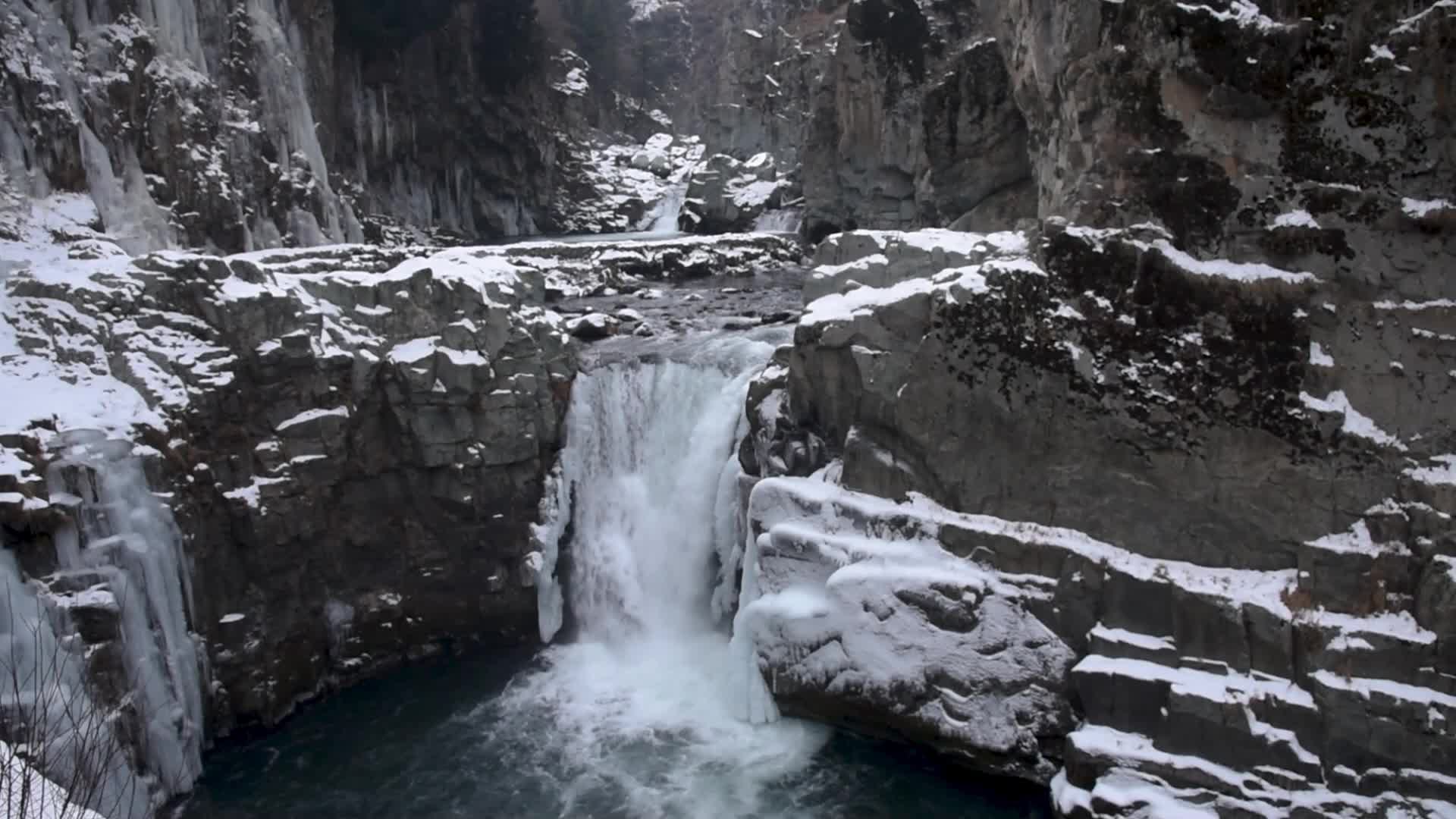 Aharbal waterfall in Kashmir, India