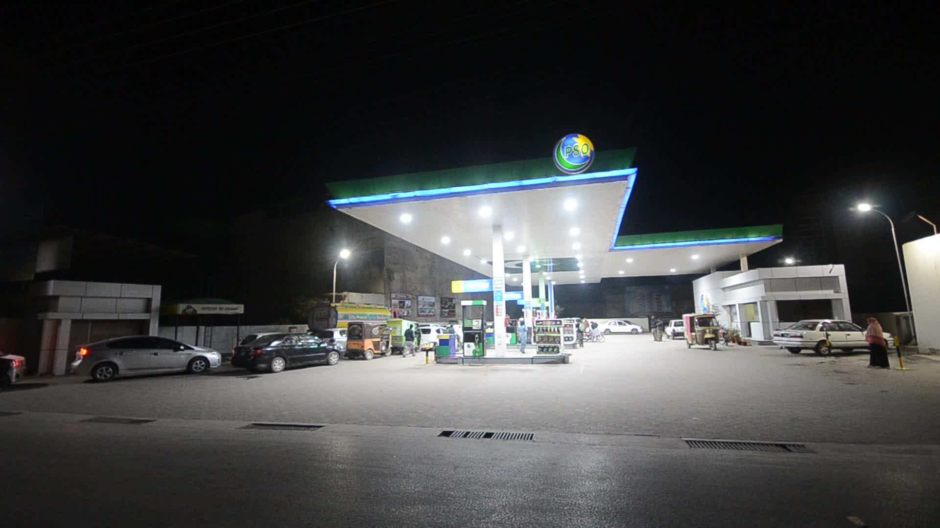 Long queues at filling stations over petrol shortage
