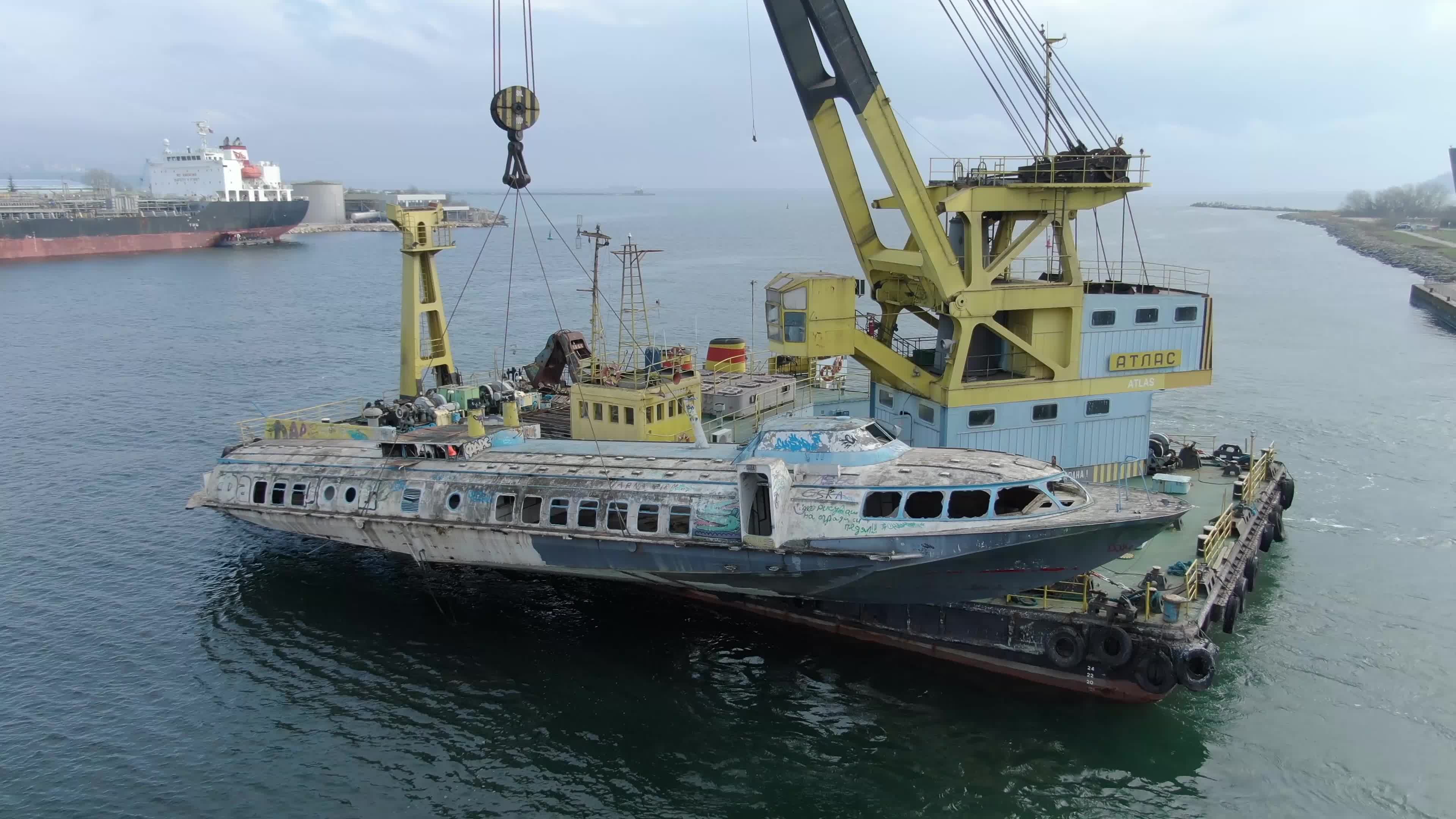 Kometa Legendary abandoned ship, Bulgaria