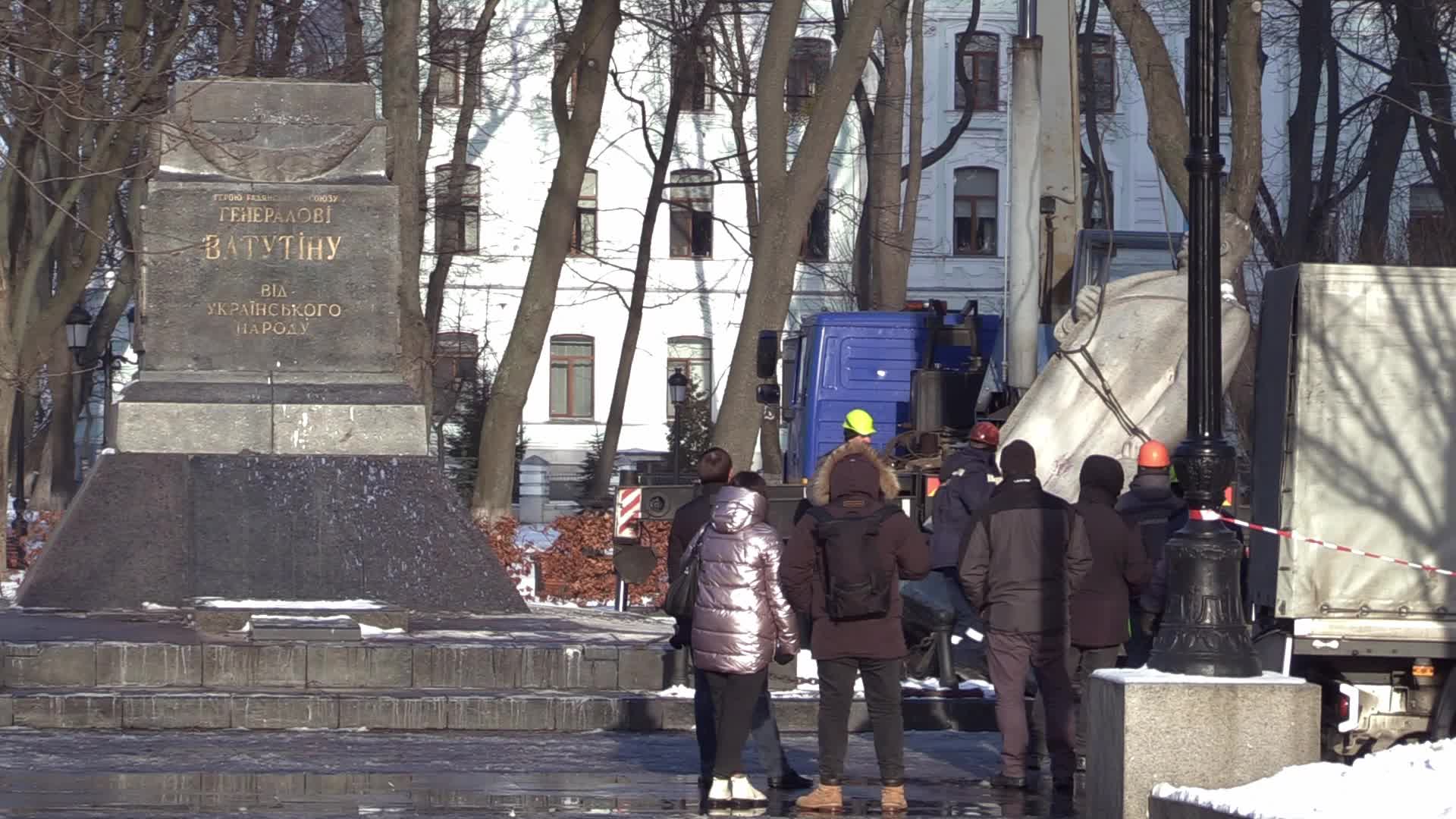 A monument to Soviet Army General Nikolai Vatutin was dismantled in Kyiv, amid Russia's invasion of Ukraine.