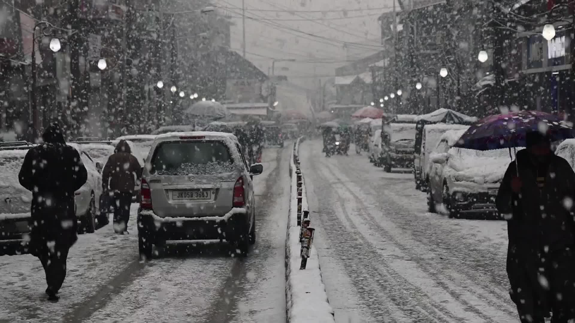 Snowfall in Kashmir