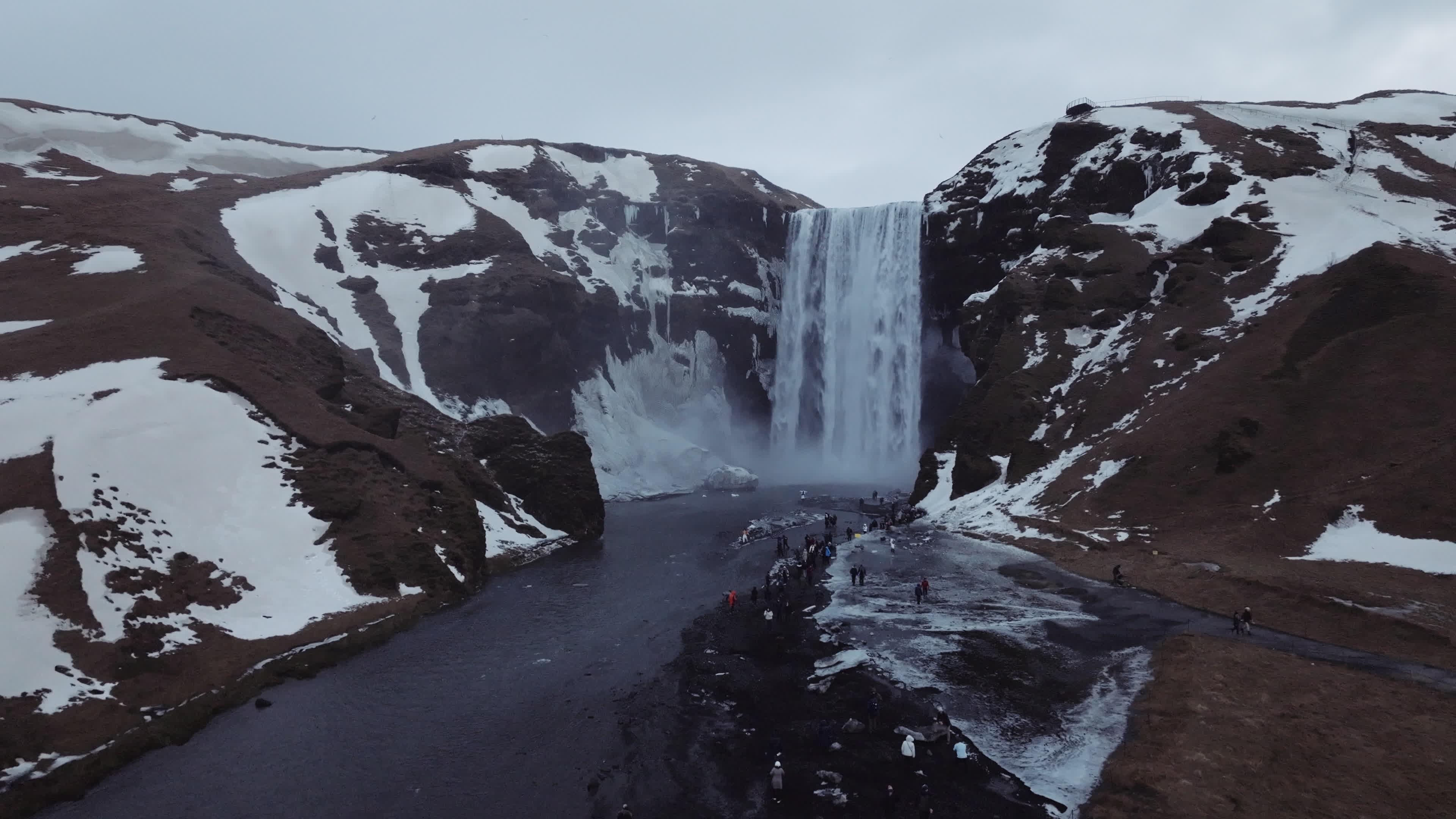 Skógafoss Waterfall In Skogar, Iceland