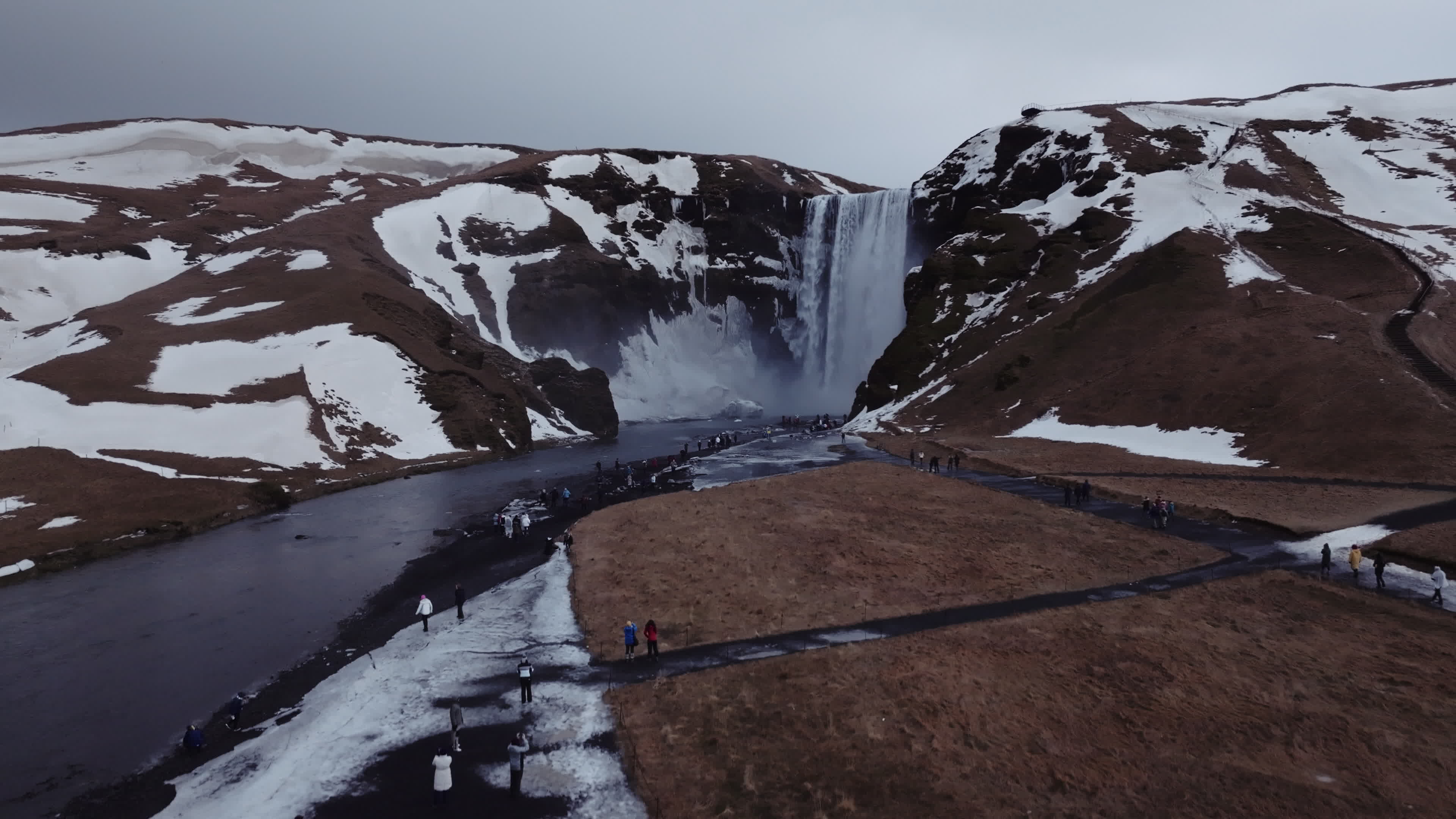 Skógafoss Waterfall In Skogar, Iceland