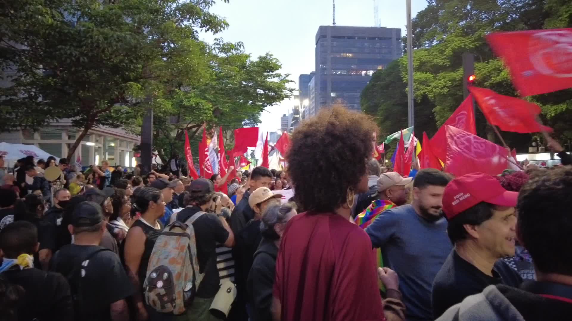Demonstrators March in Support of Lula's Government Following Riots at Brazil's Congress