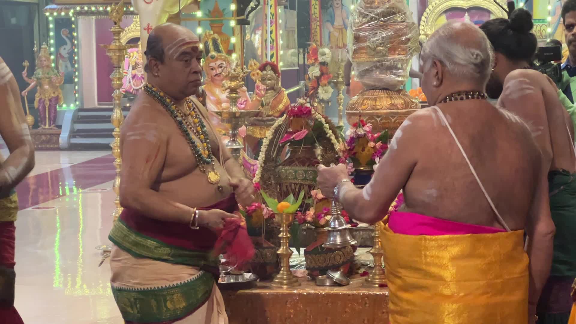 Tamil Hindus Celebrate Maha Shivratri