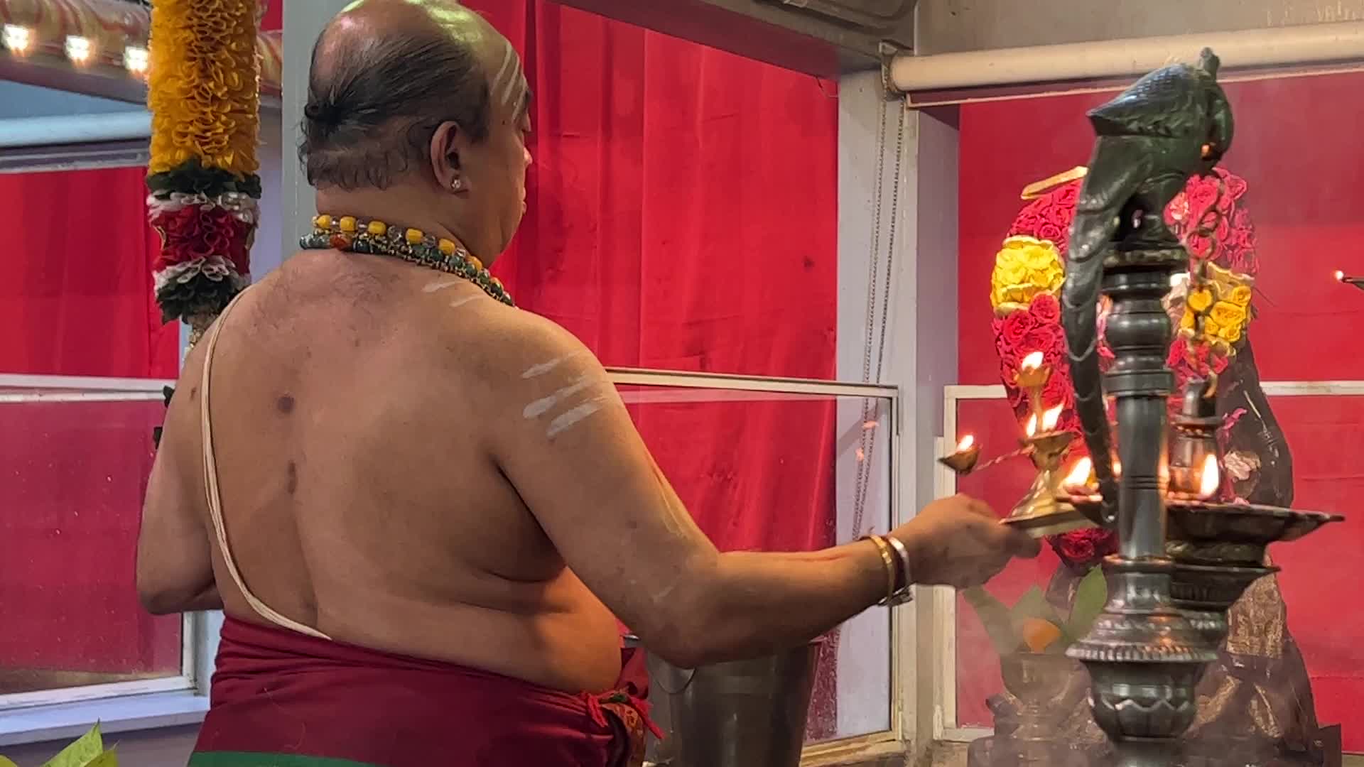 Tamil Hindus Celebrate Maha Shivratri