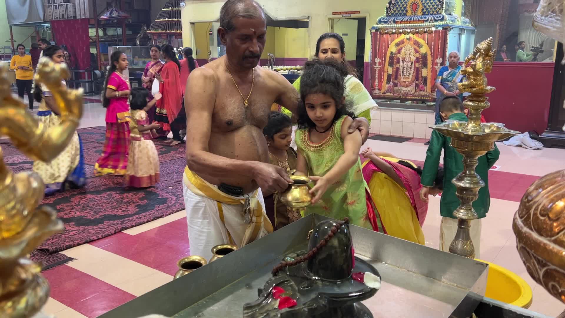 Tamil Hindus Celebrate Maha Shivratri