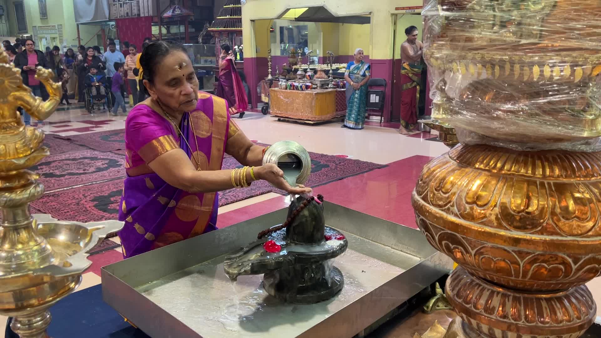 Tamil Hindus Celebrate Maha Shivratri
