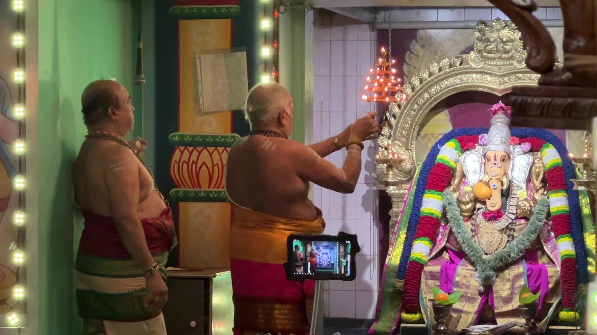Tamil Hindus Celebrate Maha Shivratri