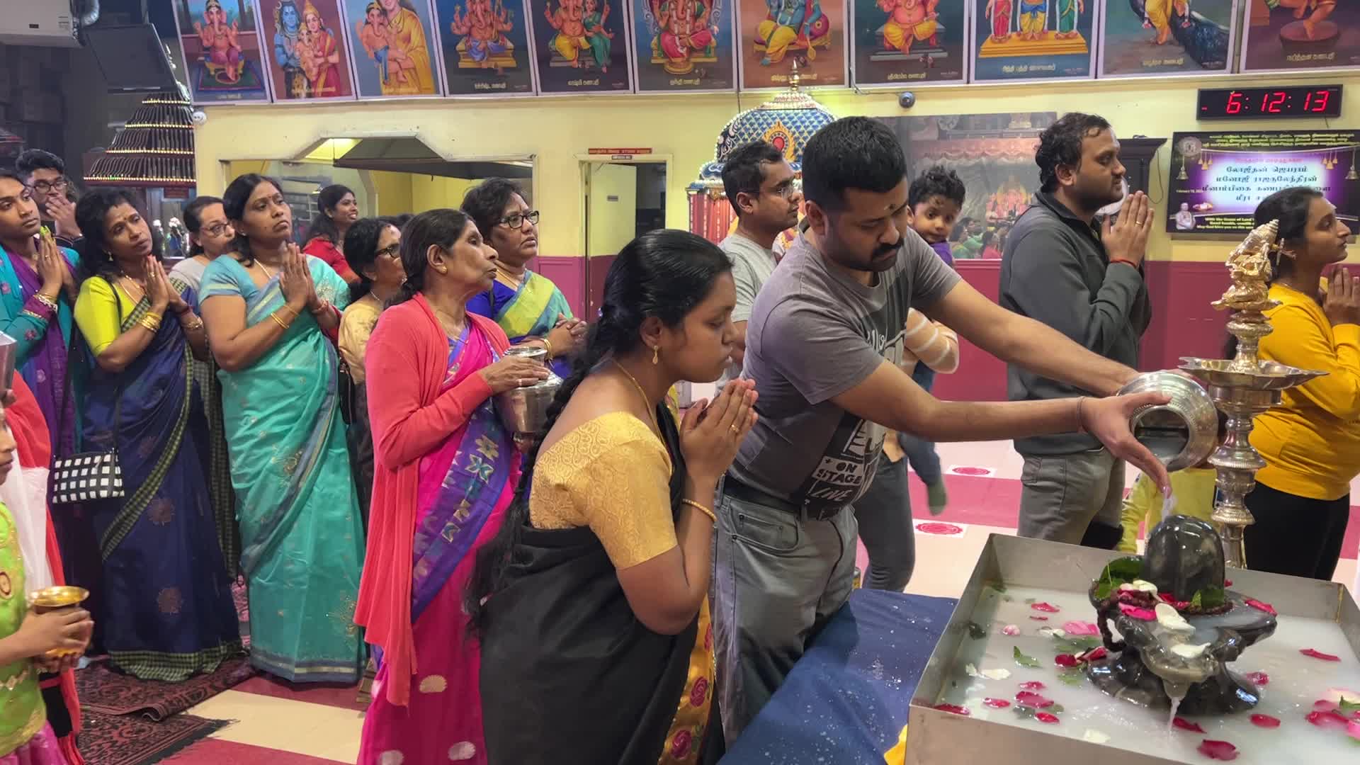 Tamil Hindus Celebrate Maha Shivratri