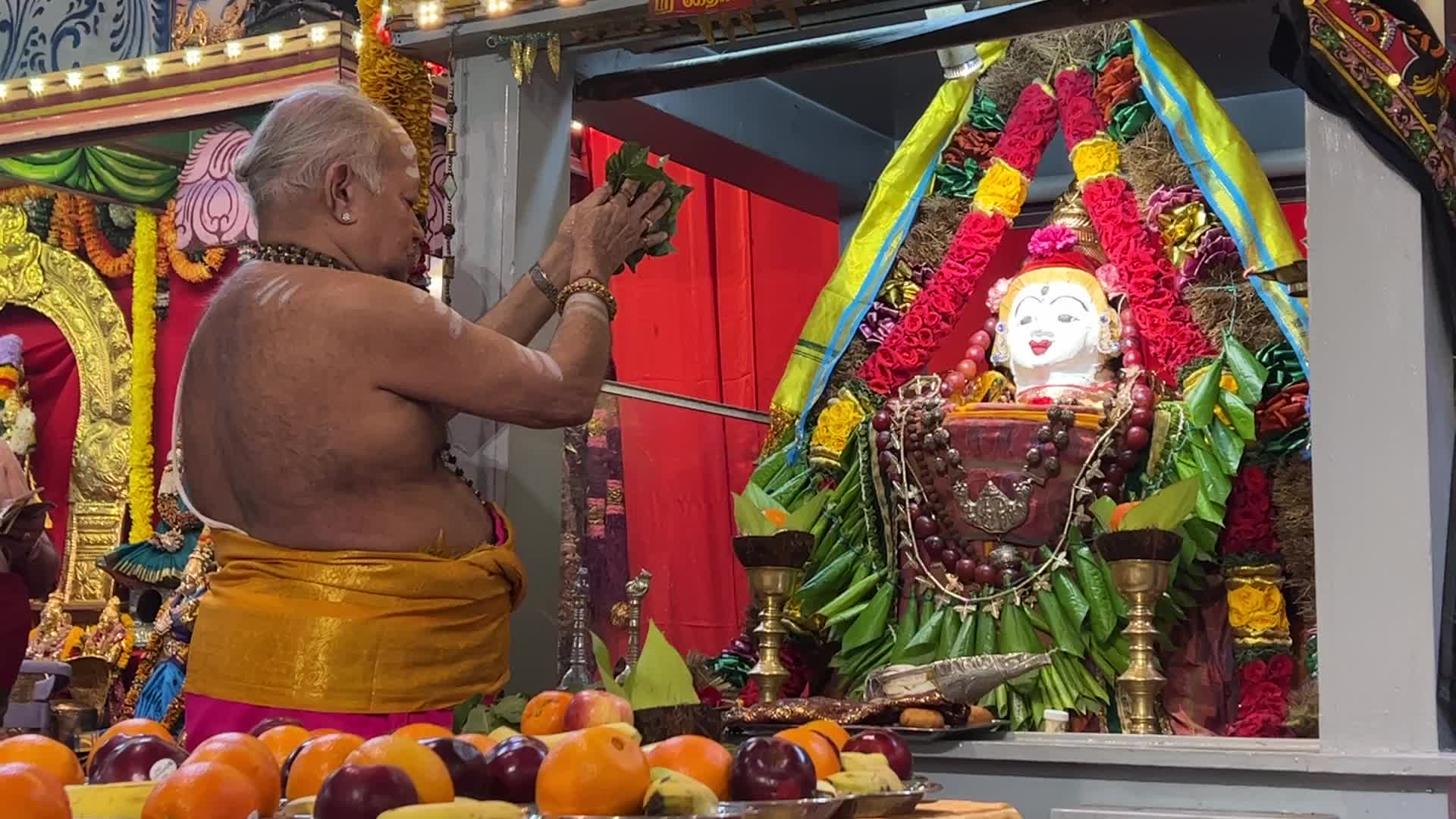 Tamil Hindus Celebrate Maha Shivratri