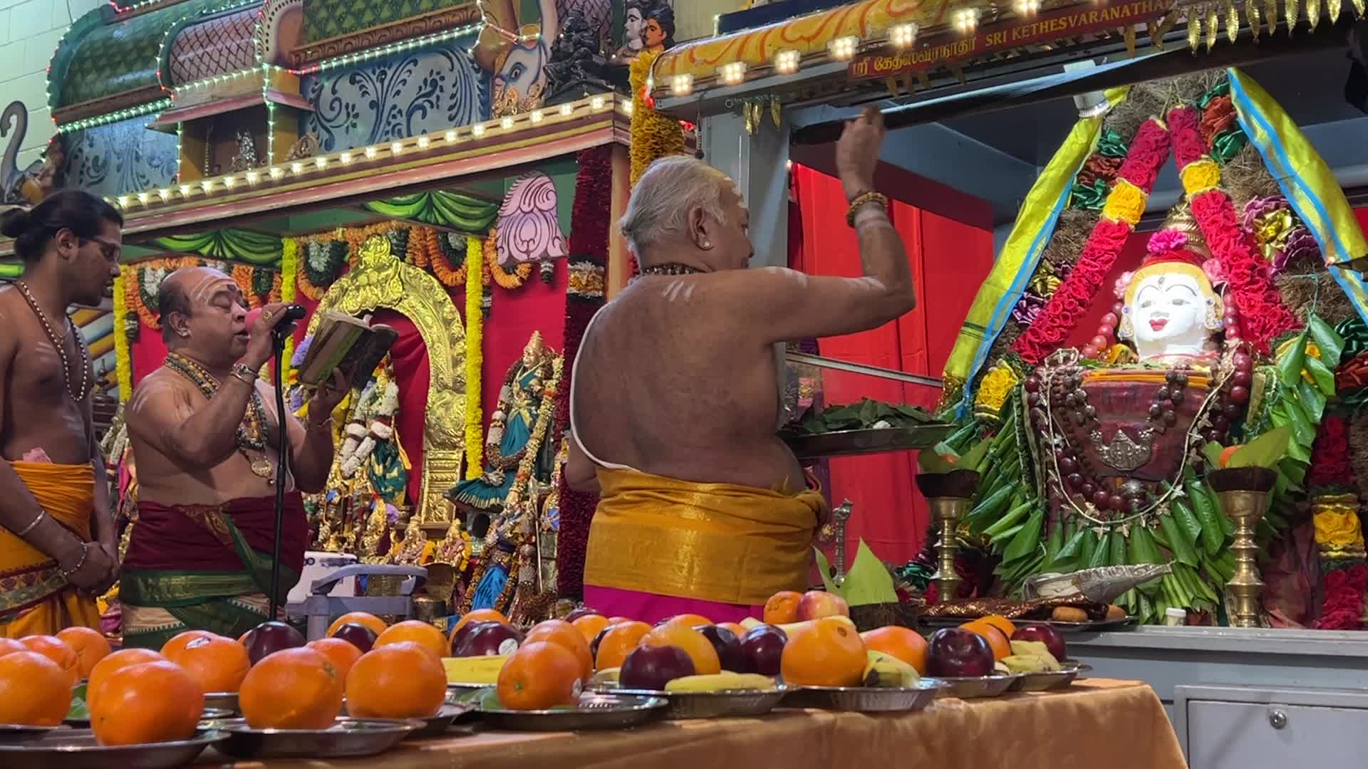 Tamil Hindus Celebrate Maha Shivratri