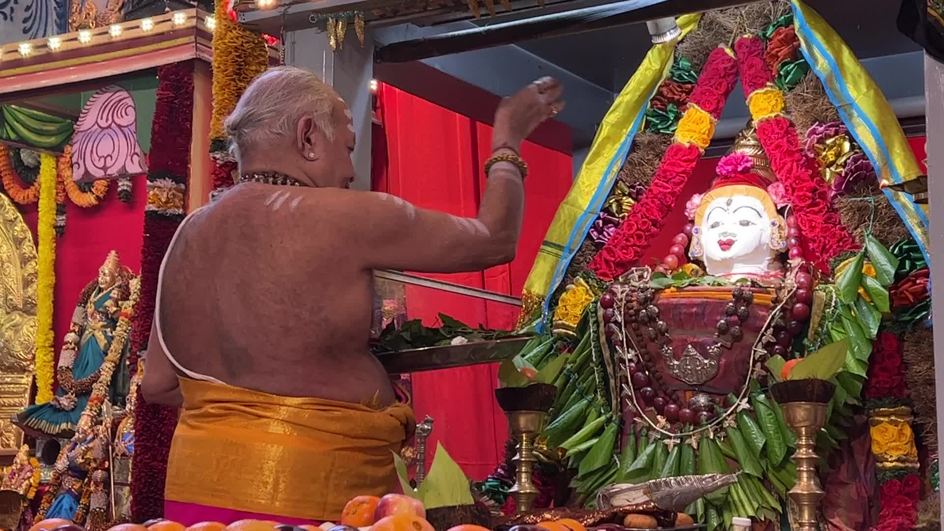 Tamil Hindus Celebrate Maha Shivratri