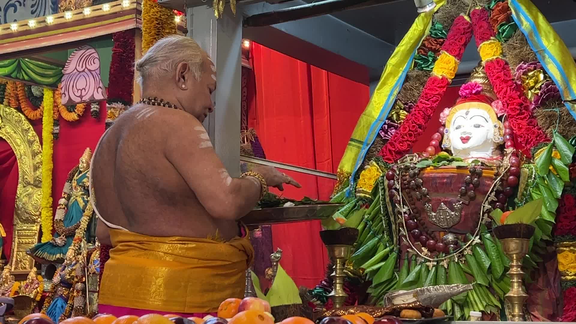 Tamil Hindus Celebrate Maha Shivratri