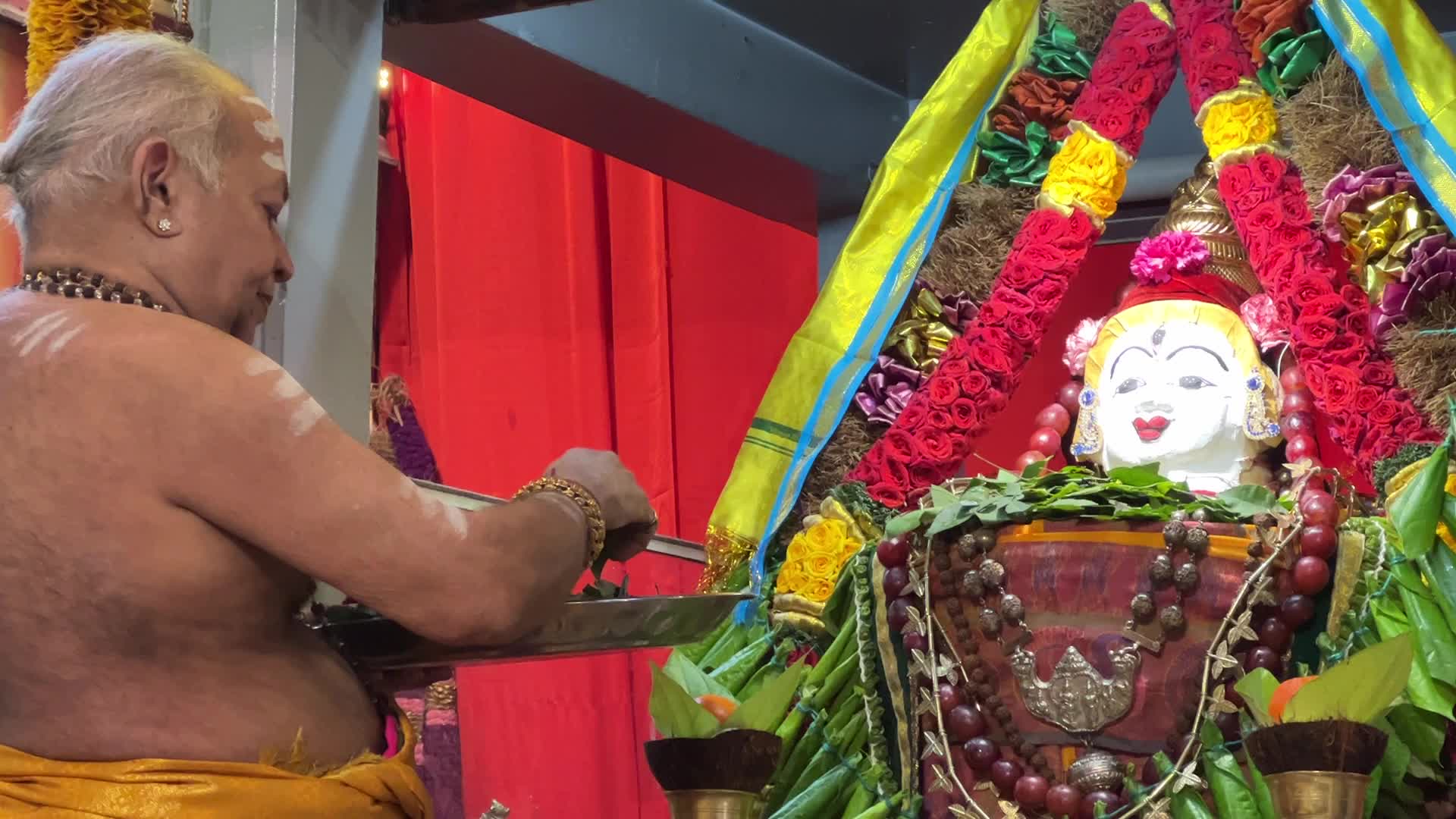 Tamil Hindus Celebrate Maha Shivratri