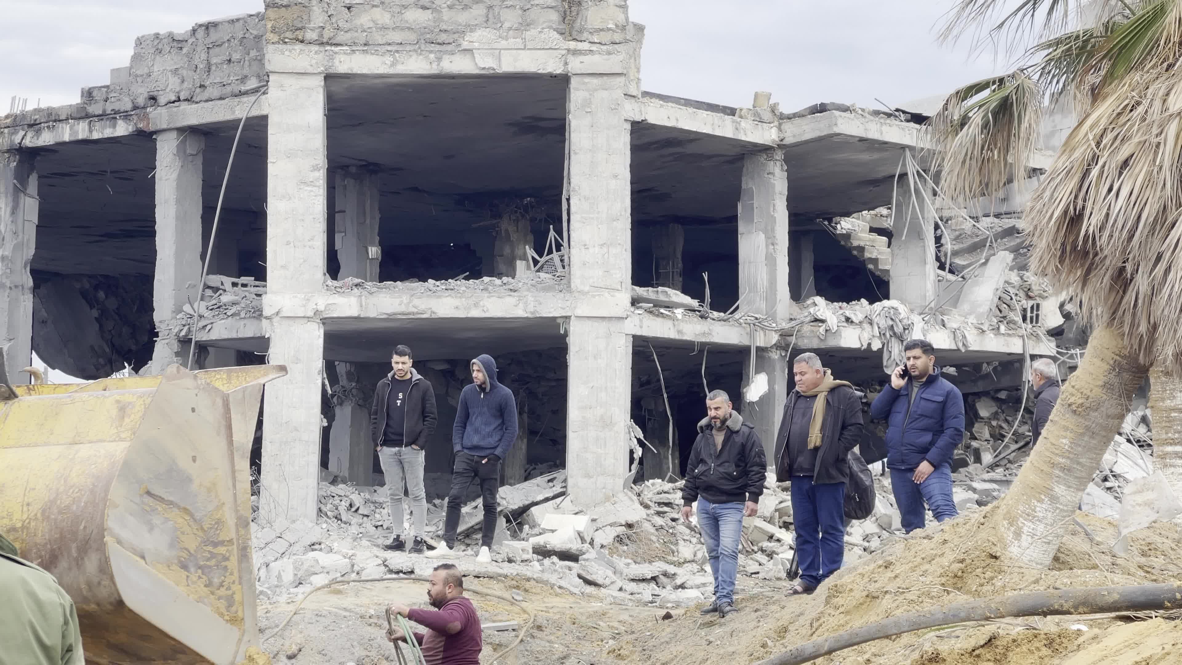 Israel strikes Gaza